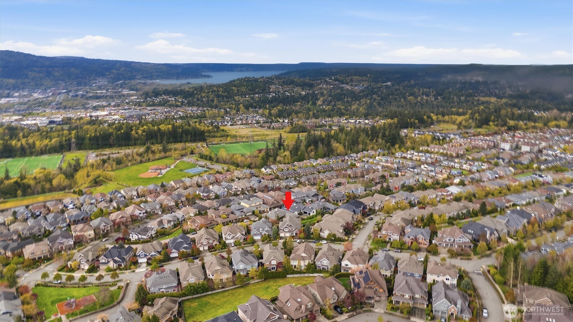 2734 NE Daphne Street