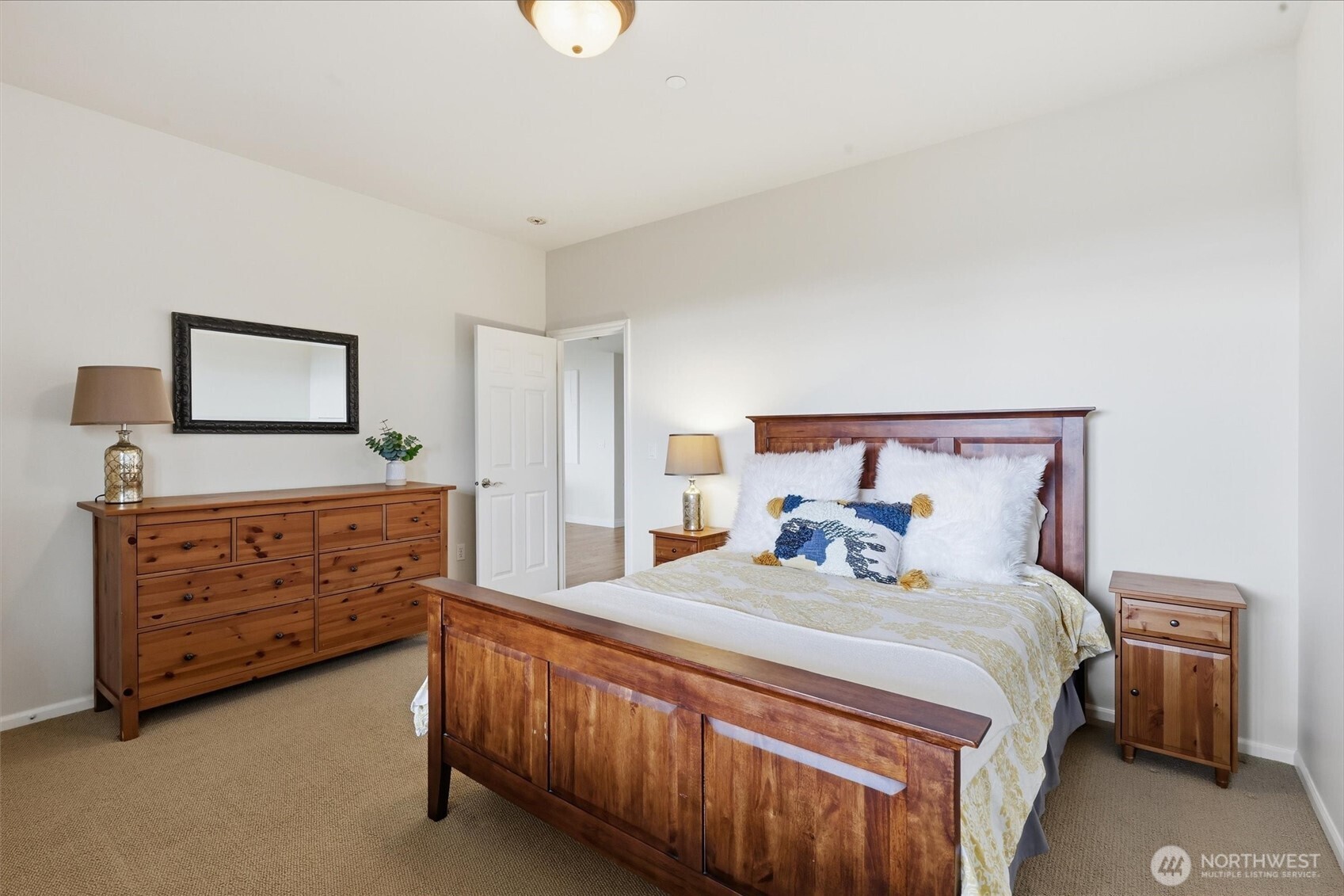 2734 NE Daphne Street