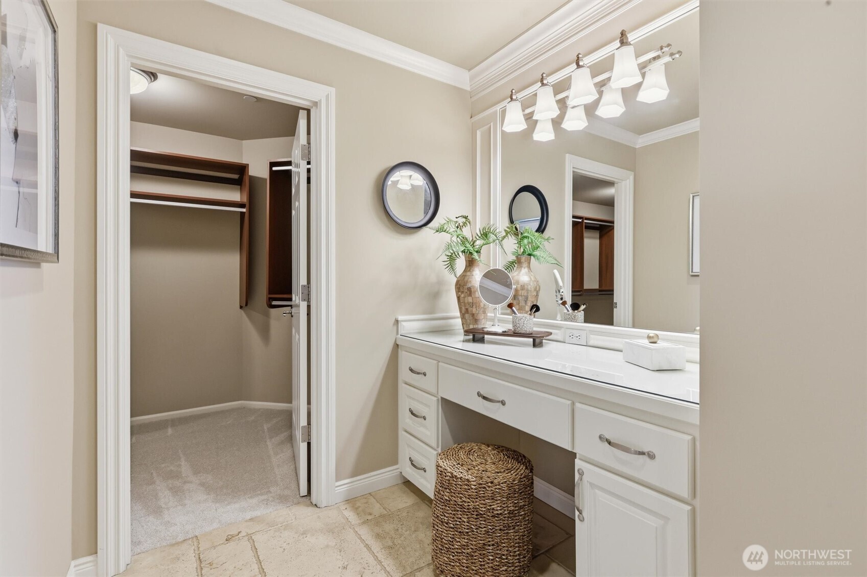 2734 NE Daphne Street