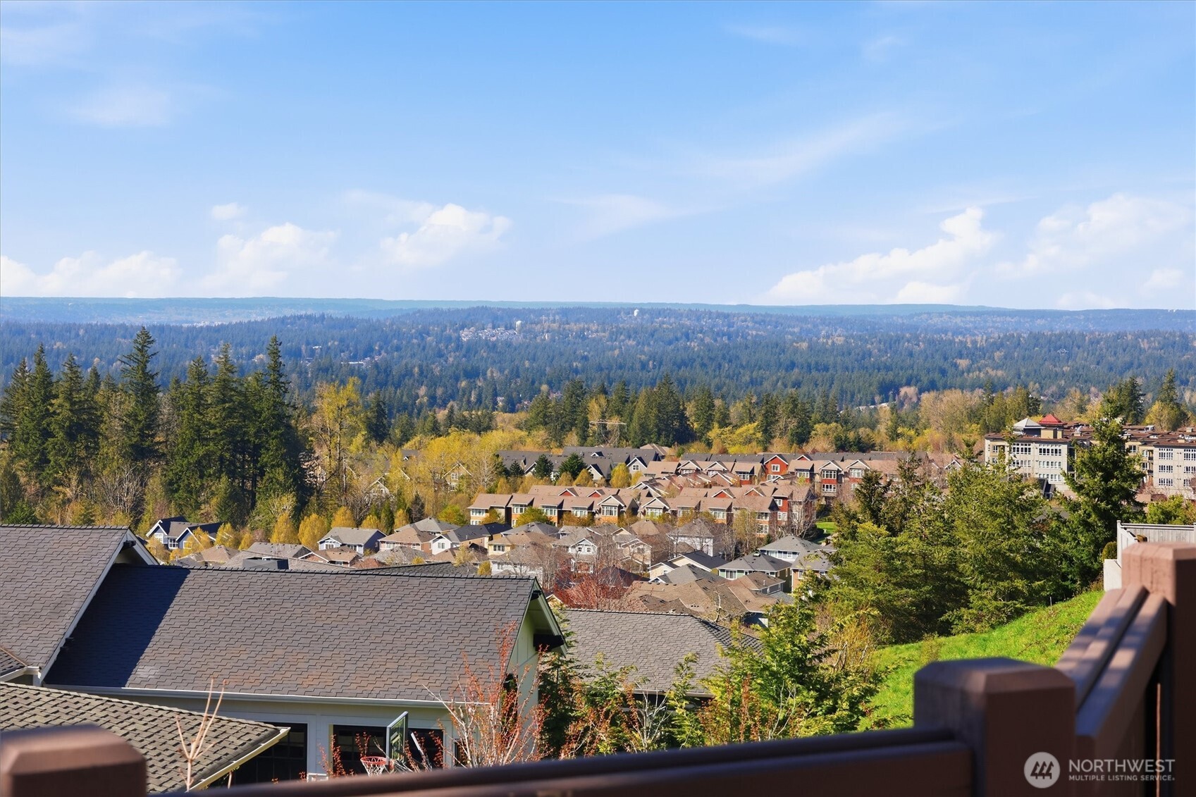 2734 NE Daphne Street