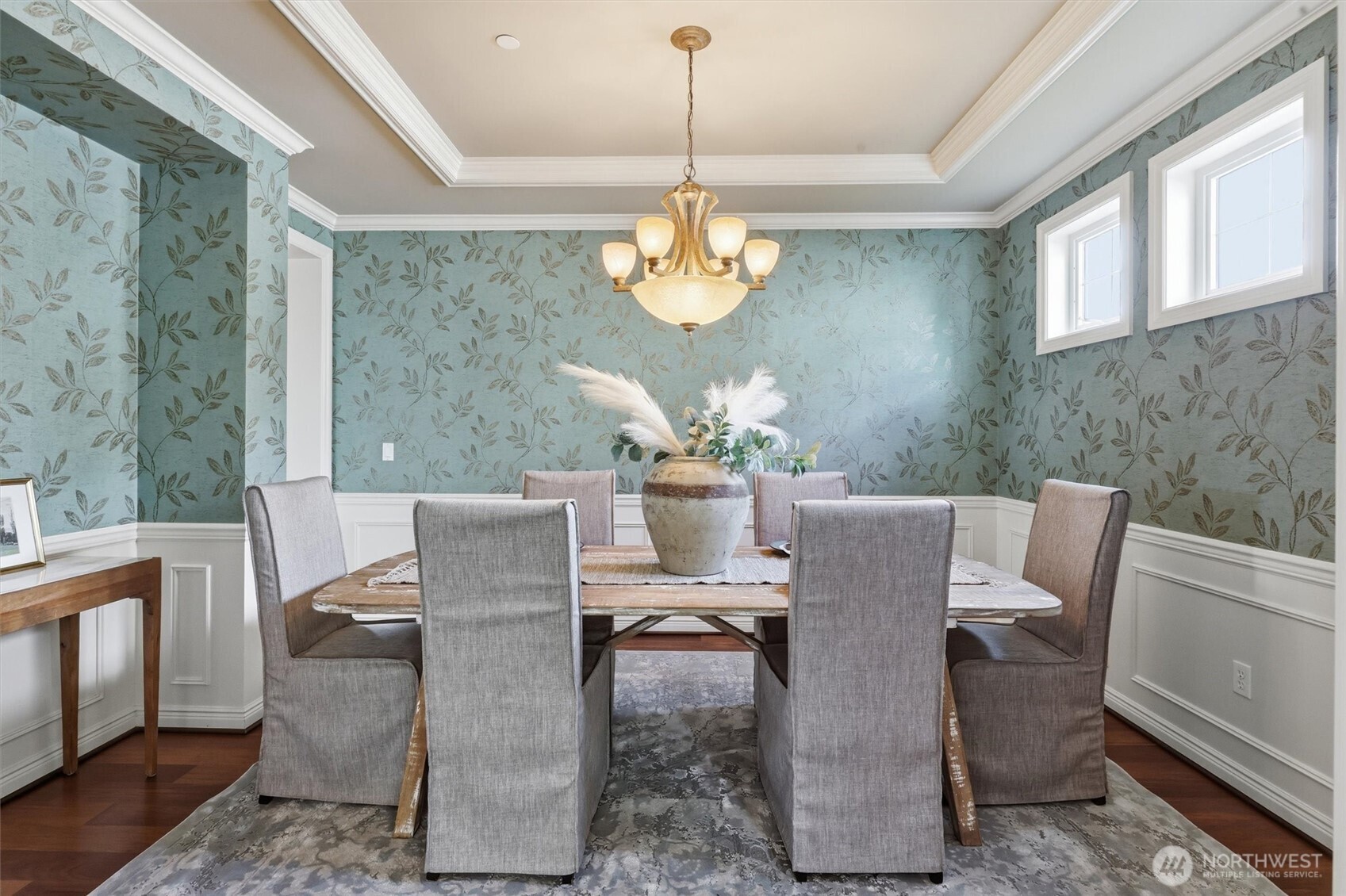 2734 NE Daphne Street