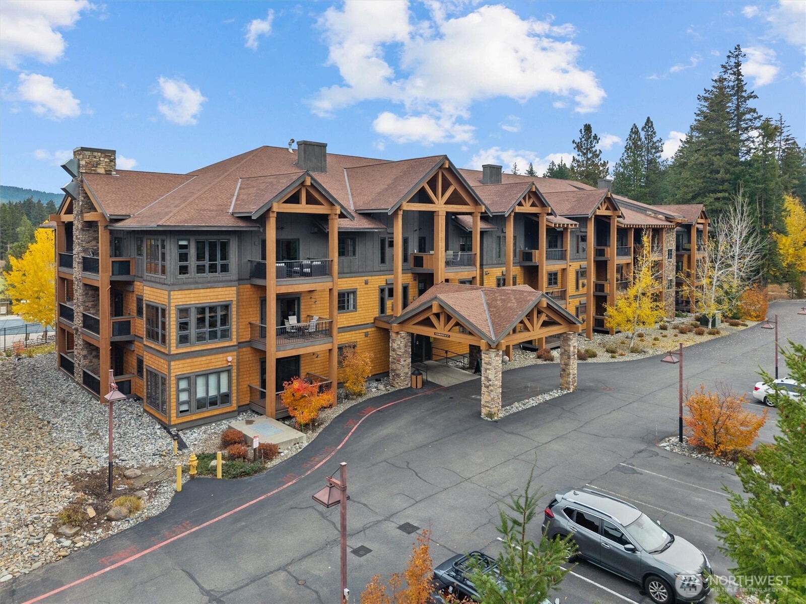 3770 Suncadia Trail Unit: 102