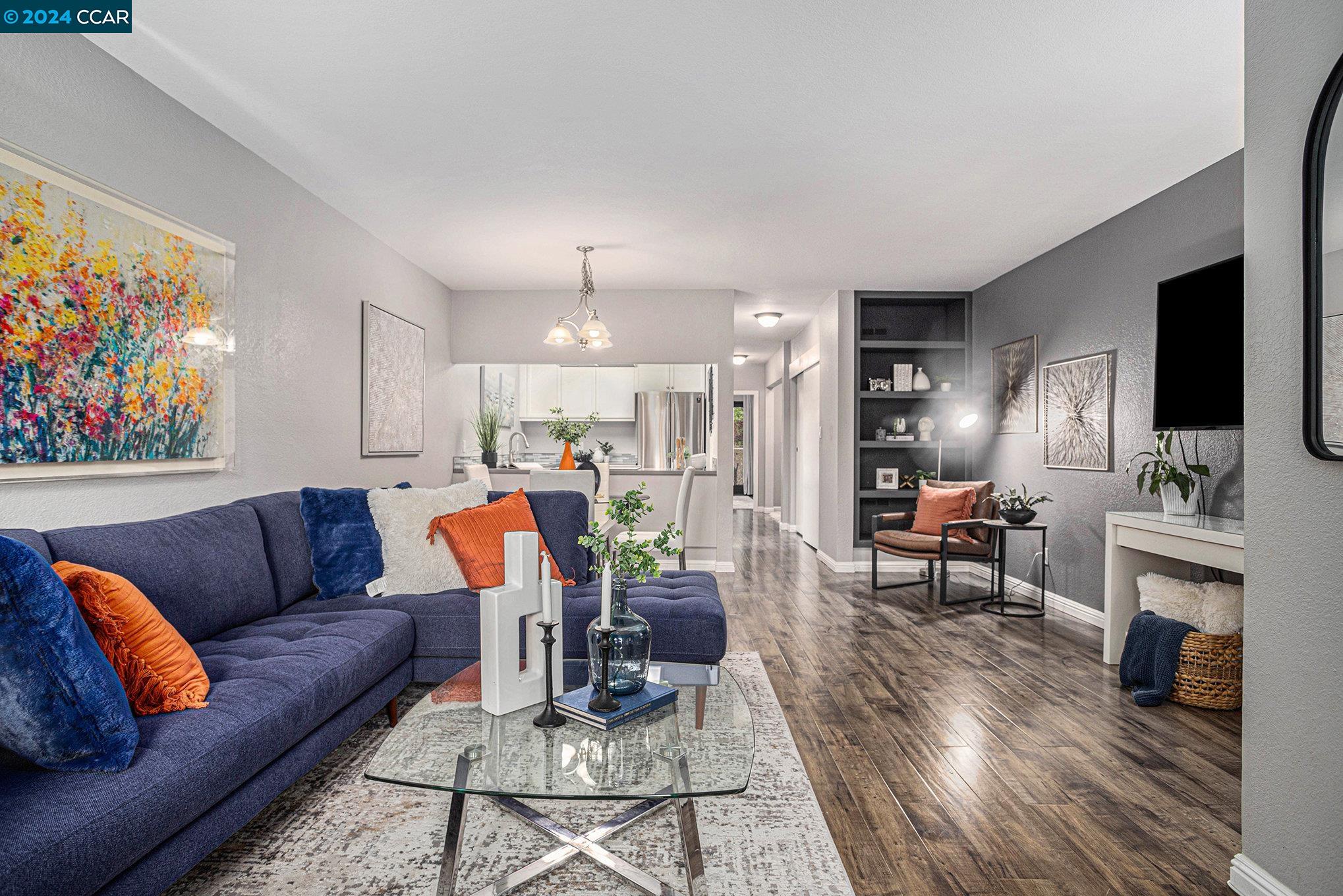 400 Suntree Ln # 404