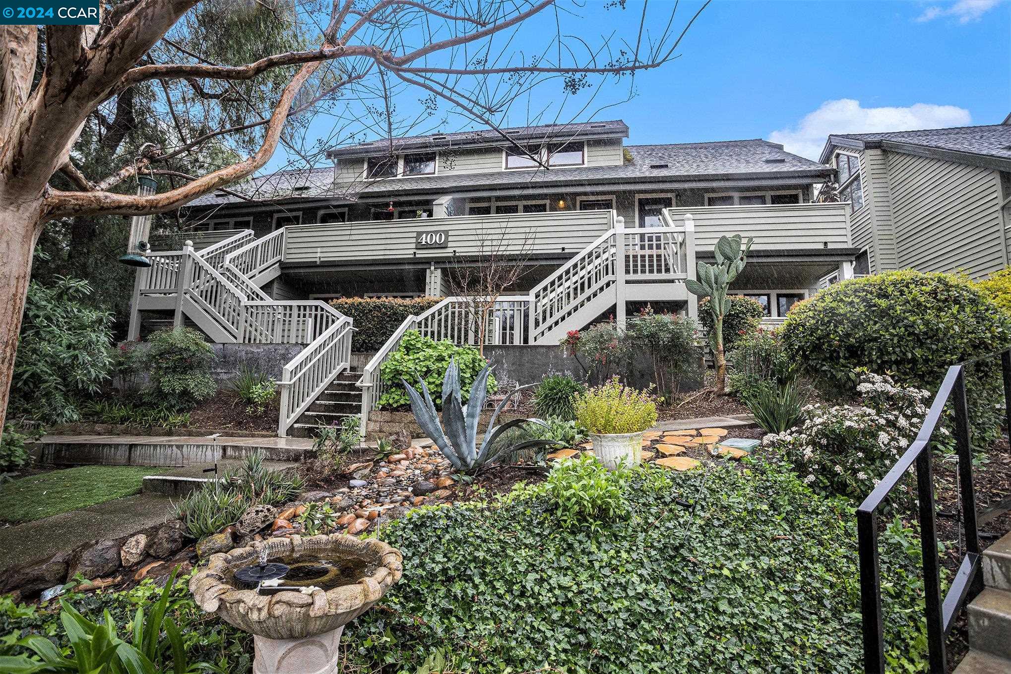 400 Suntree Ln # 404