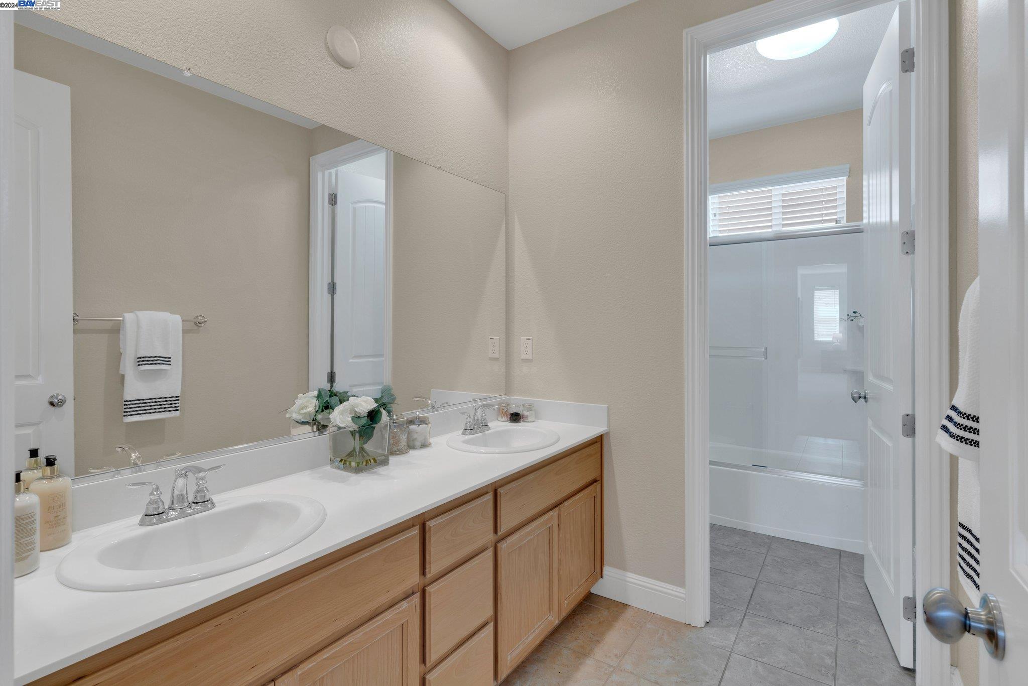 5216 Skyler Ct