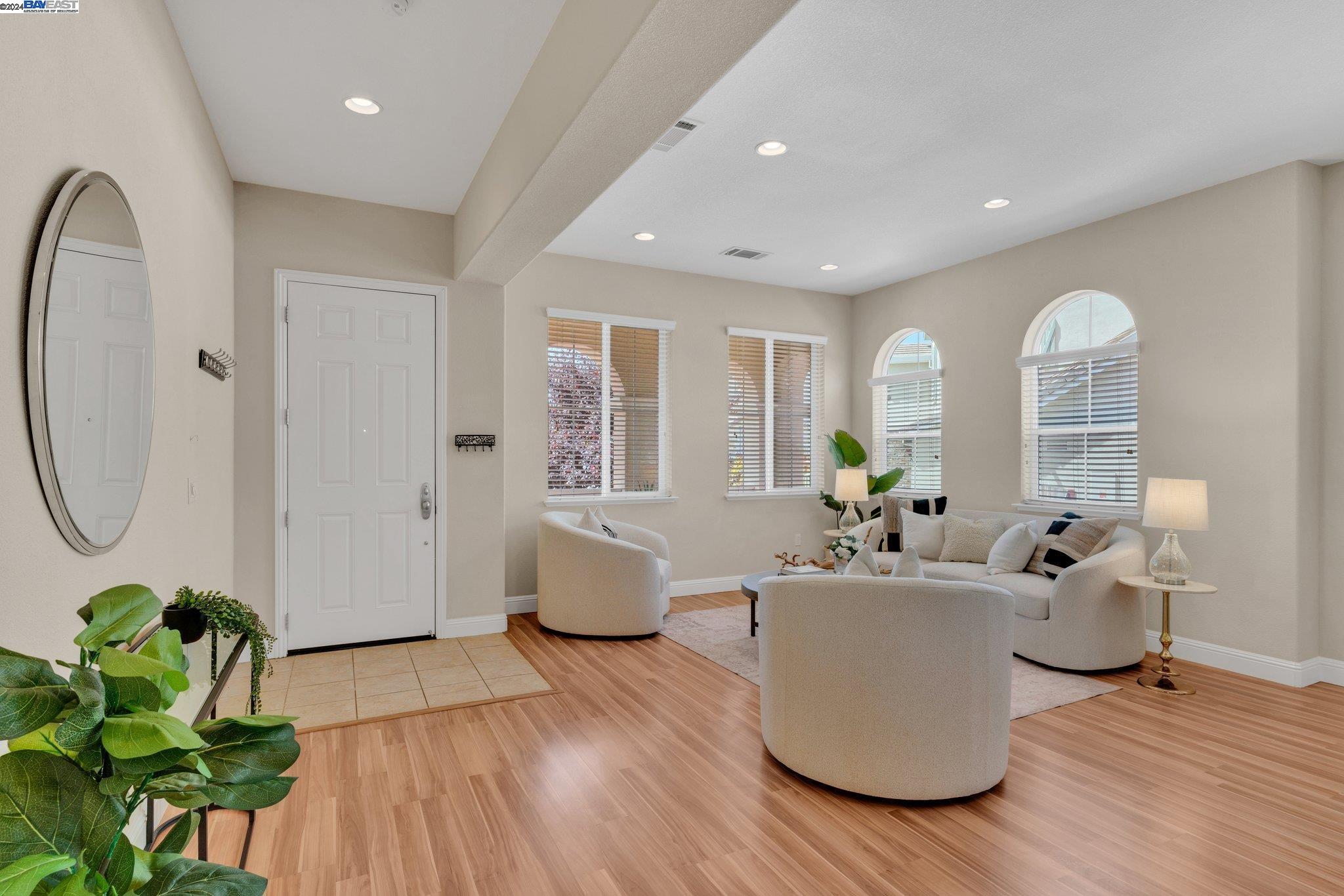 5216 Skyler Ct