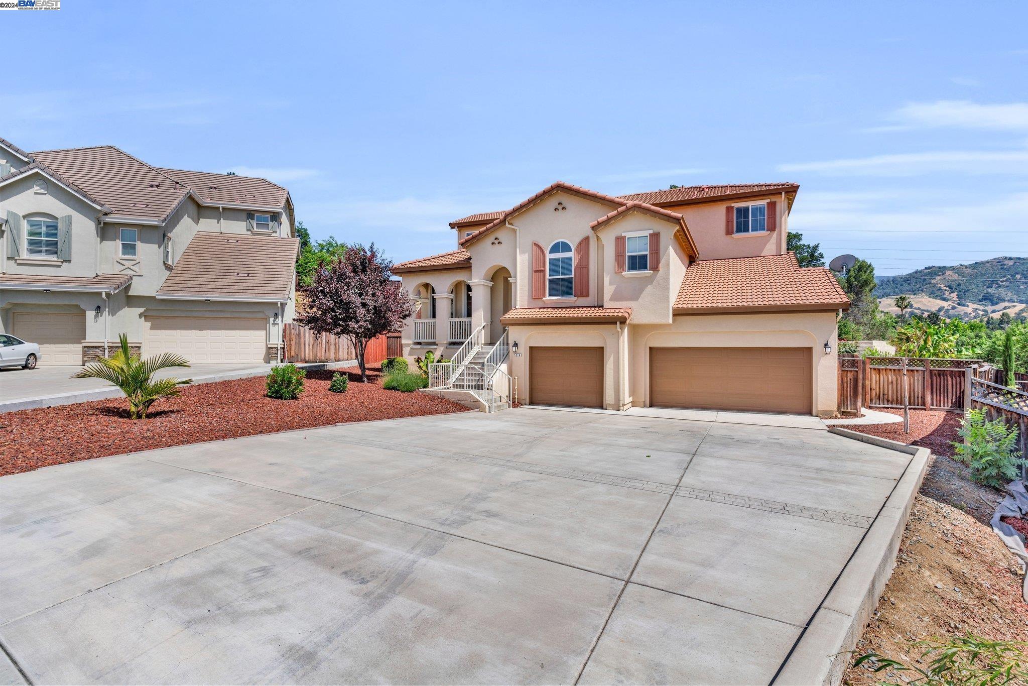 5216 Skyler Ct