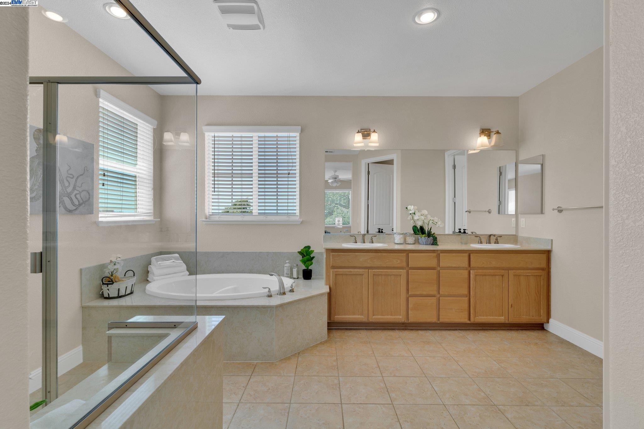 5216 Skyler Ct
