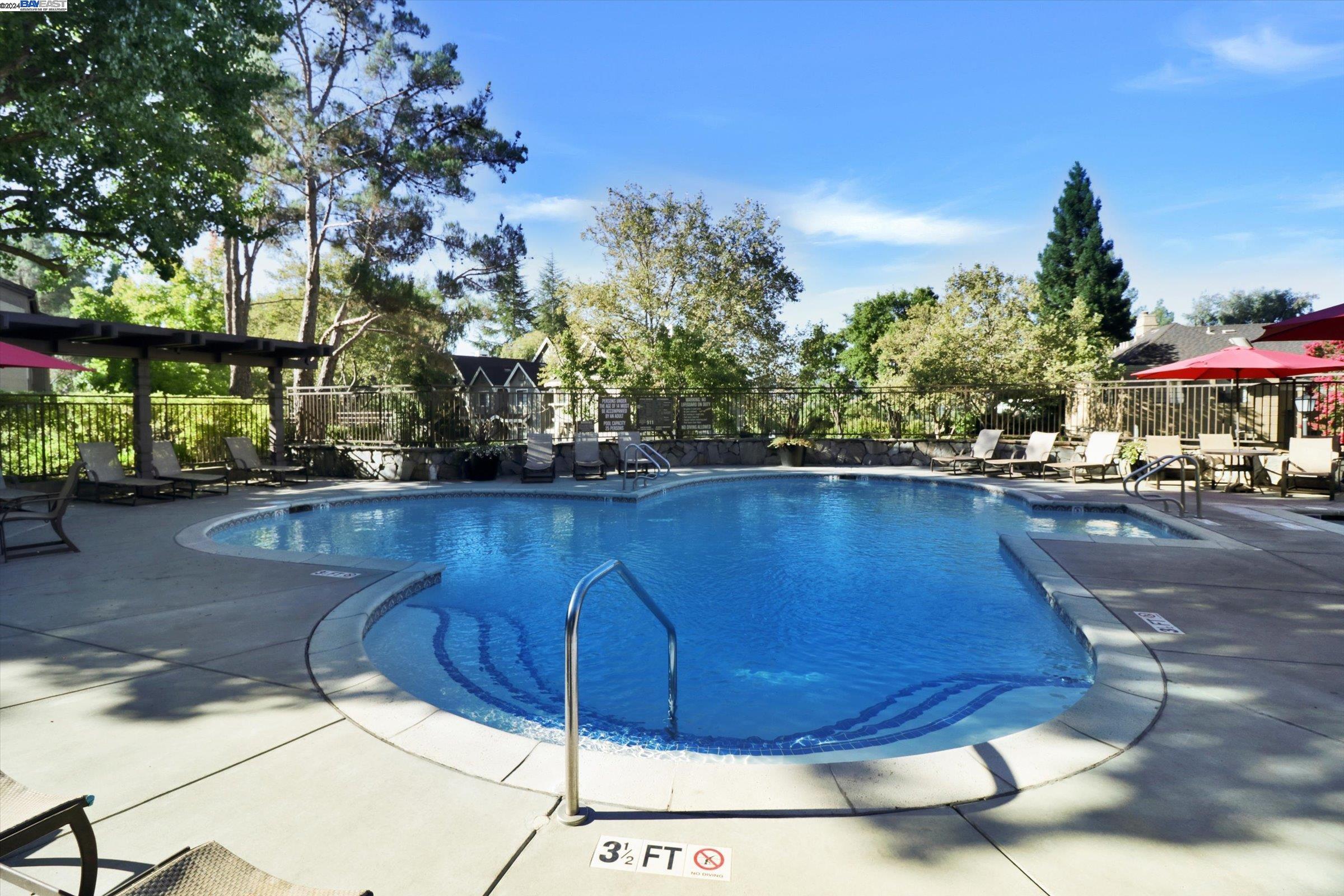 410 Canyon Woods Pl Unit: E