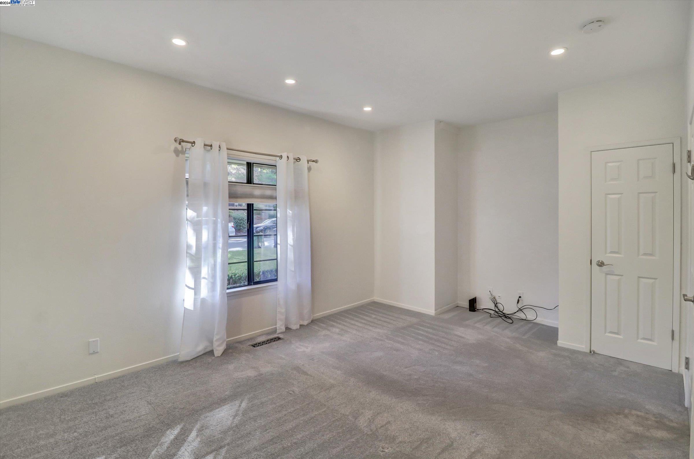 410 Canyon Woods Pl Unit: E