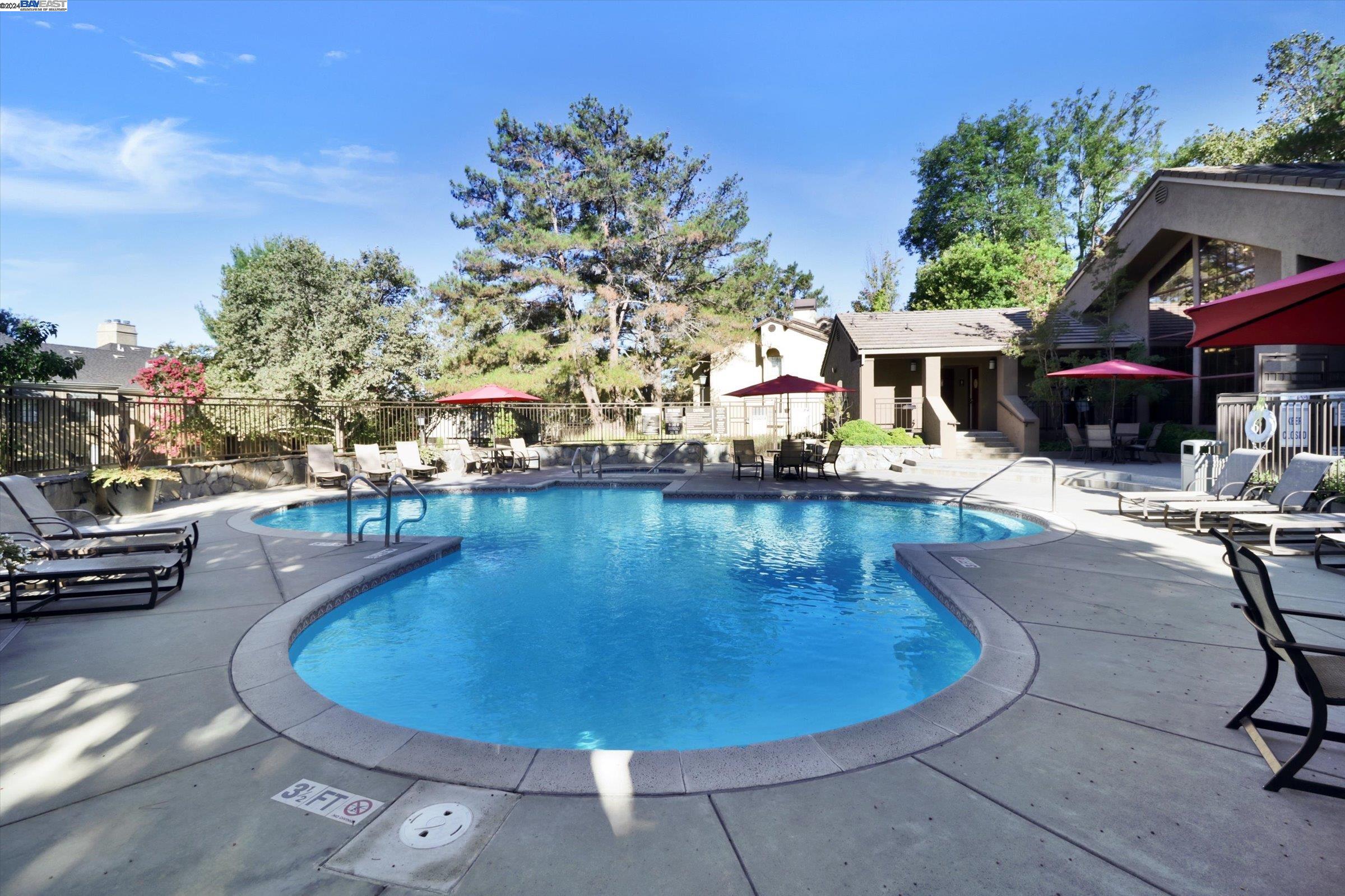 410 Canyon Woods Pl Unit: E