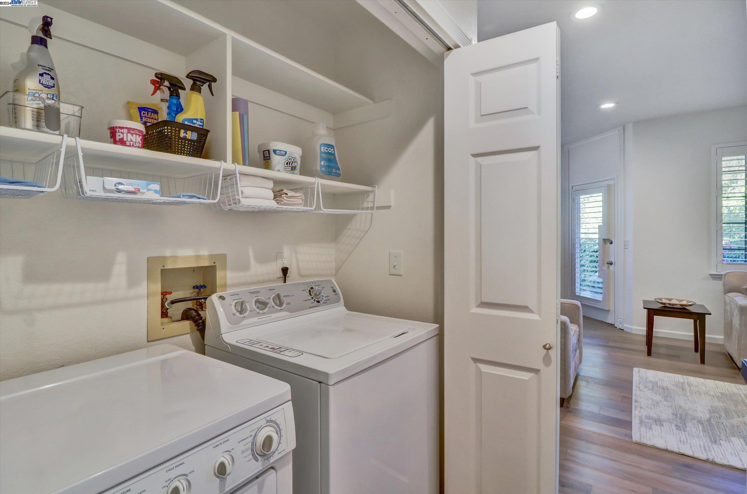 410 Canyon Woods Pl Unit: E