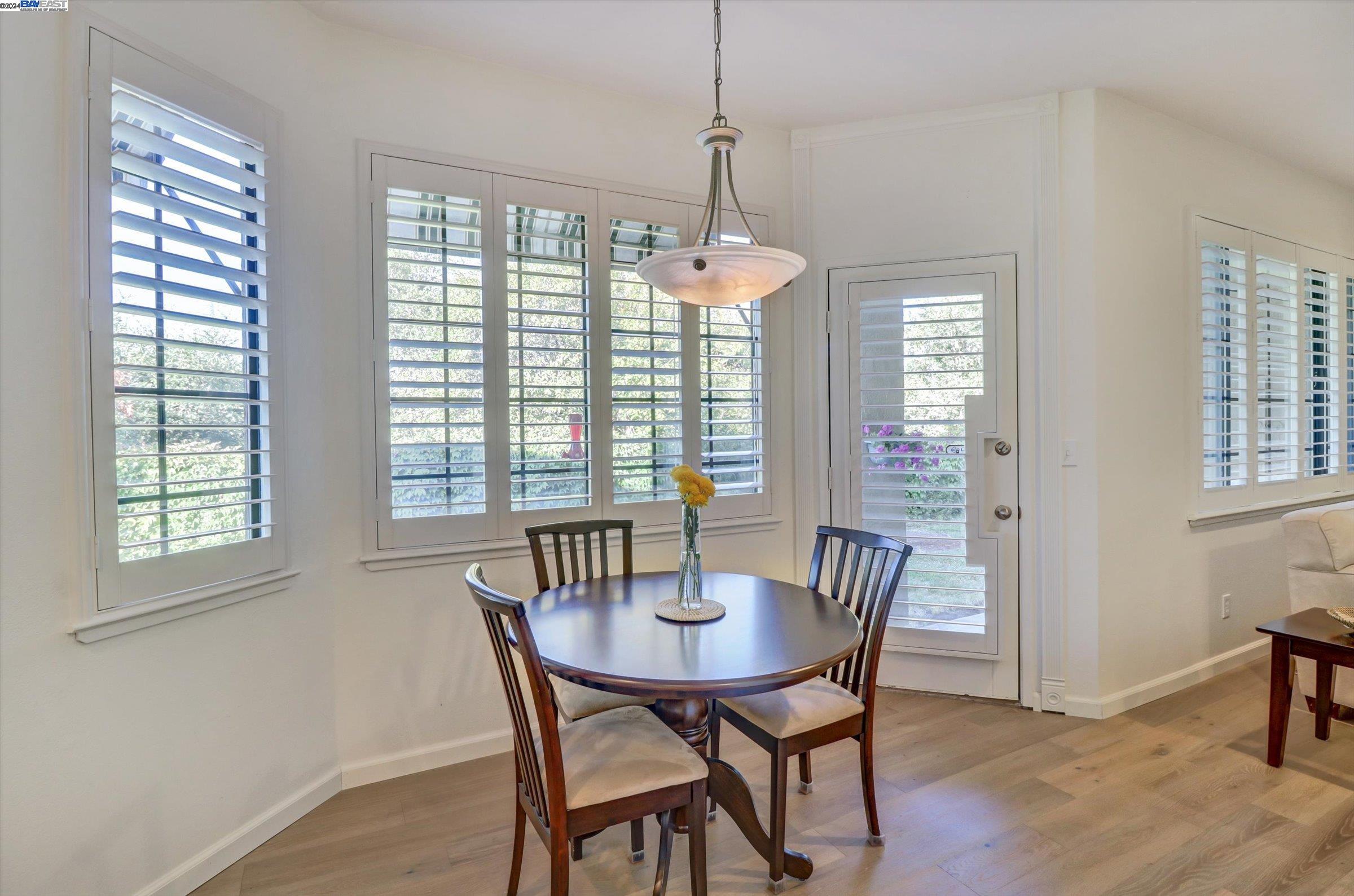 410 Canyon Woods Pl Unit: E