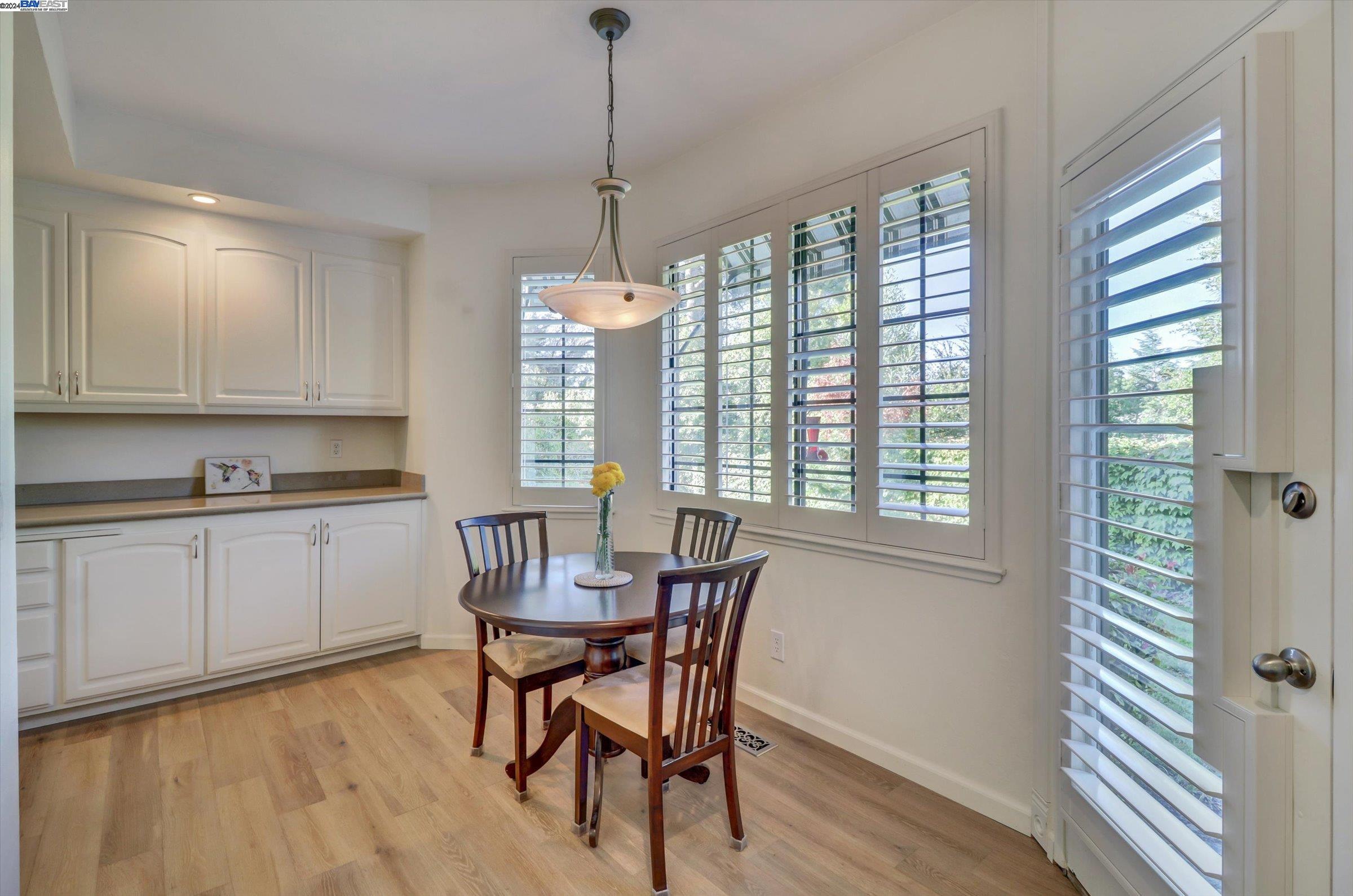 410 Canyon Woods Pl Unit: E