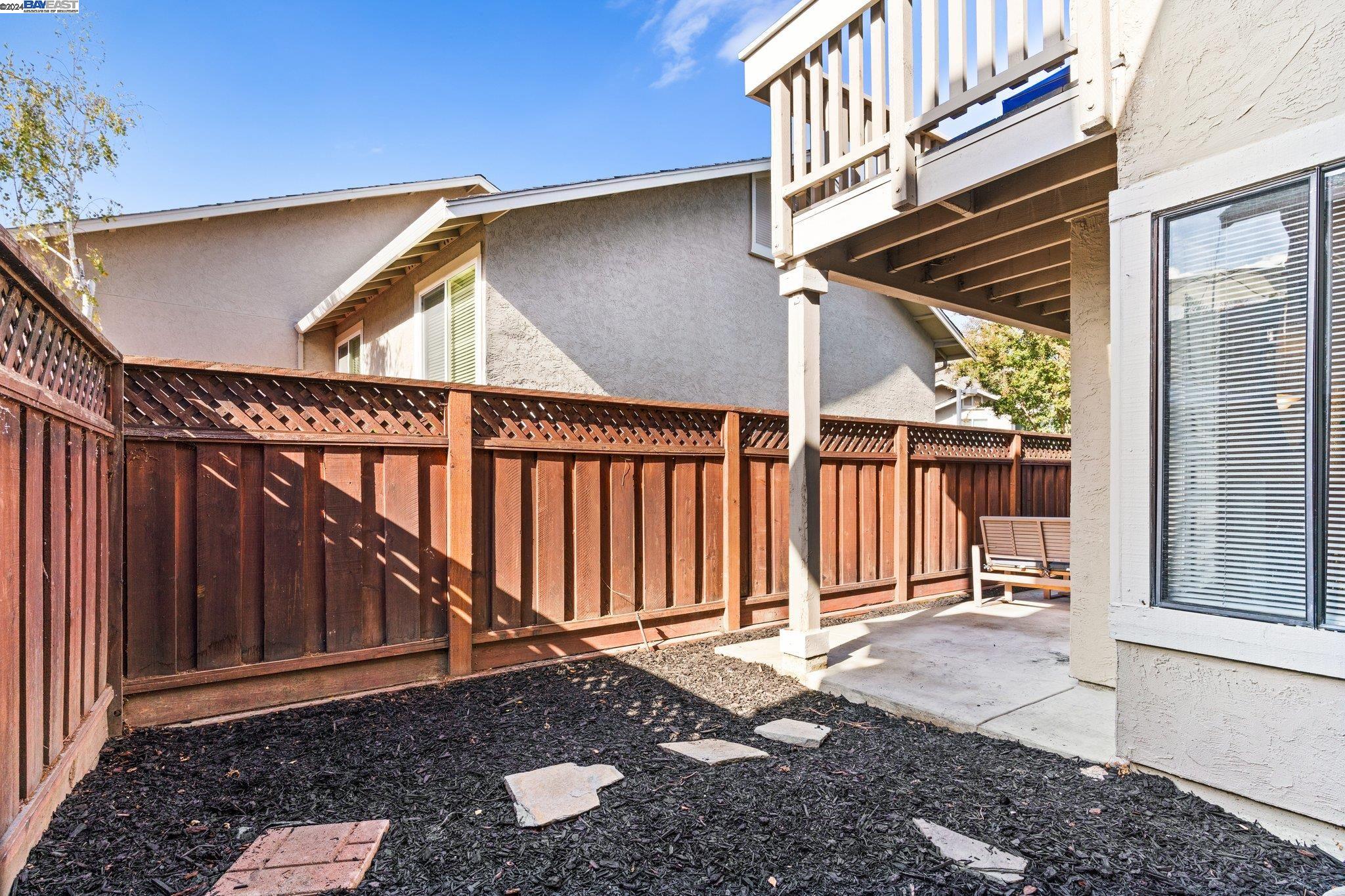 3713 Crow Canyon Rd
