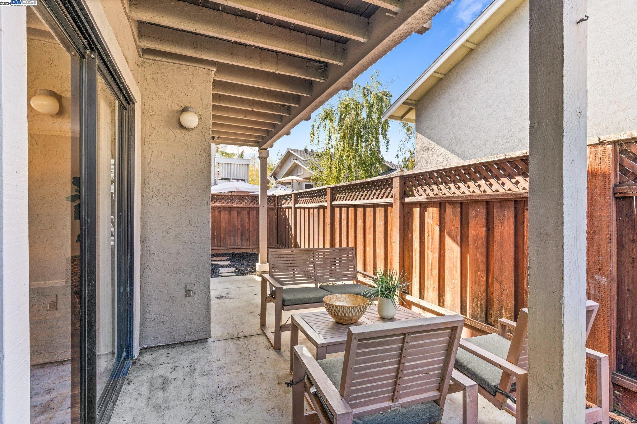 3713 Crow Canyon Rd