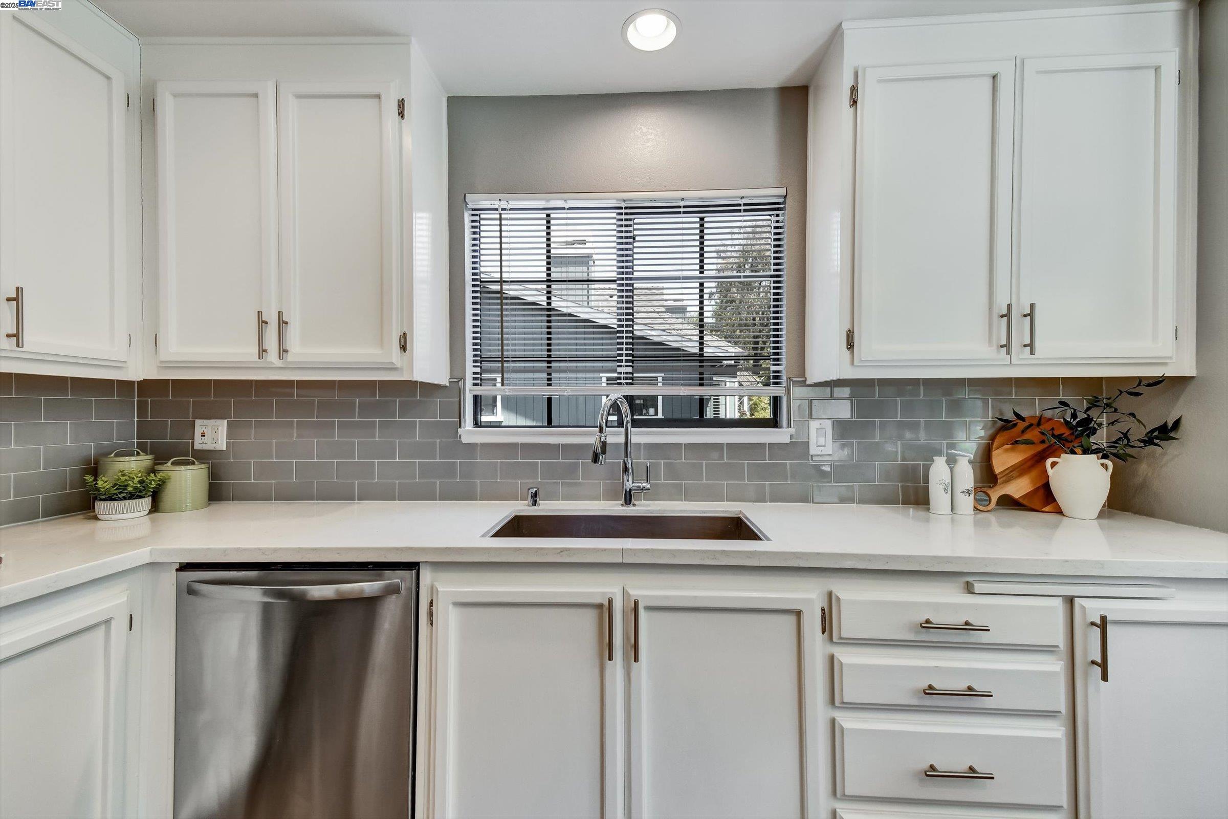 246 Canyon Woods Way # A