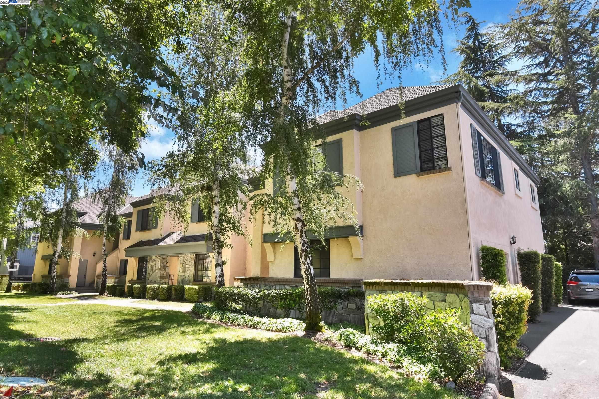 246 Canyon Woods Way # A