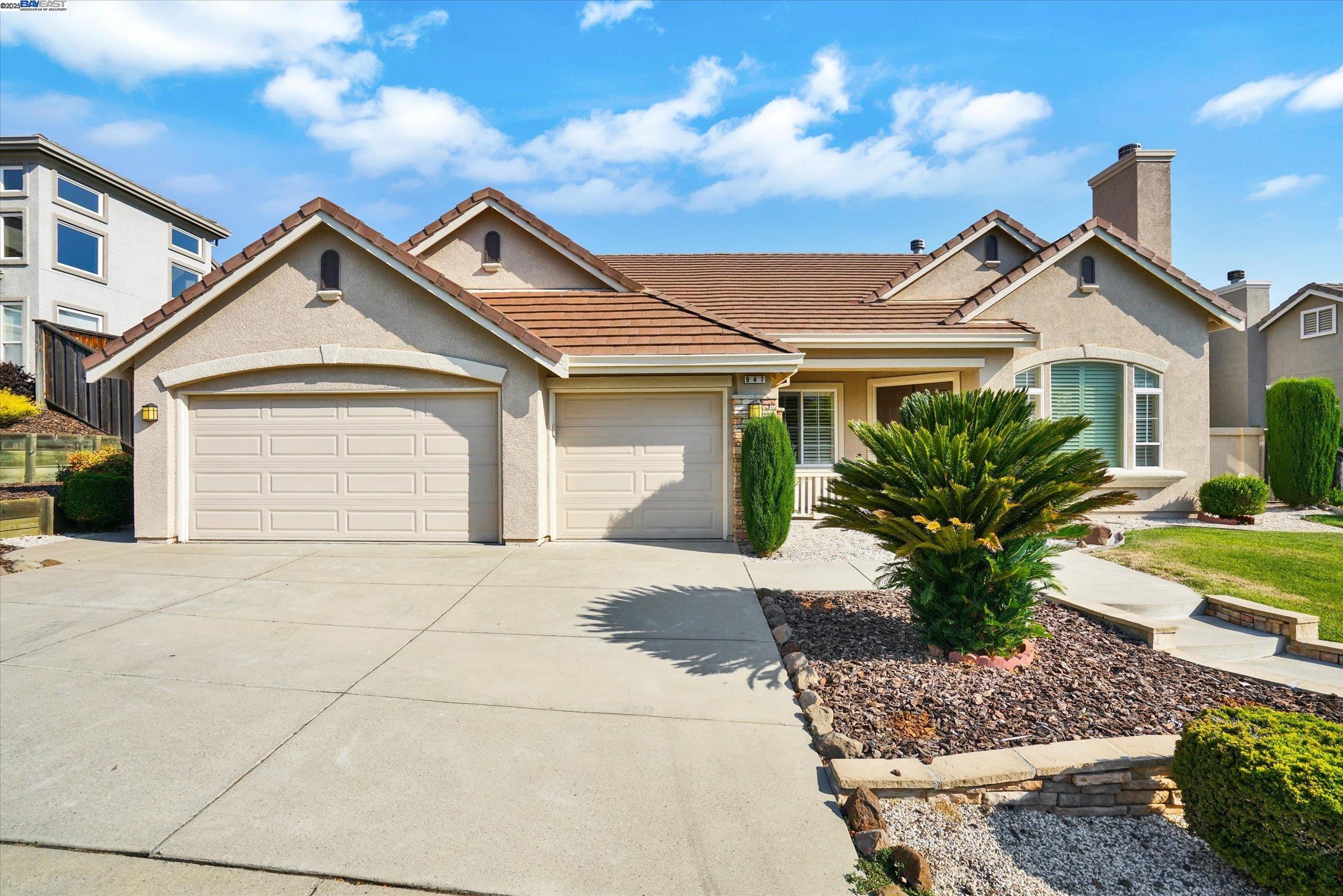 947 Autumn Oak Circle