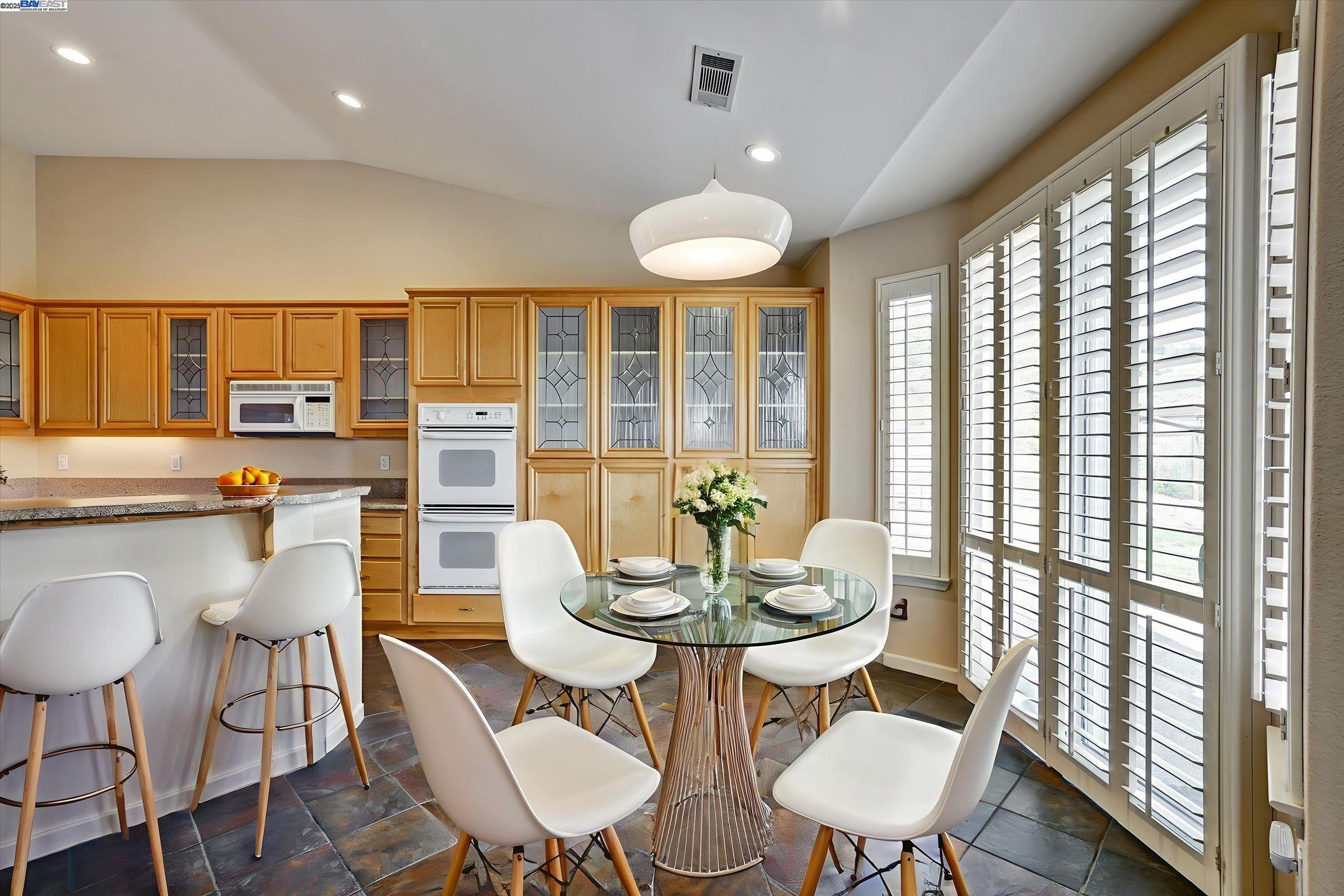 947 Autumn Oak Circle