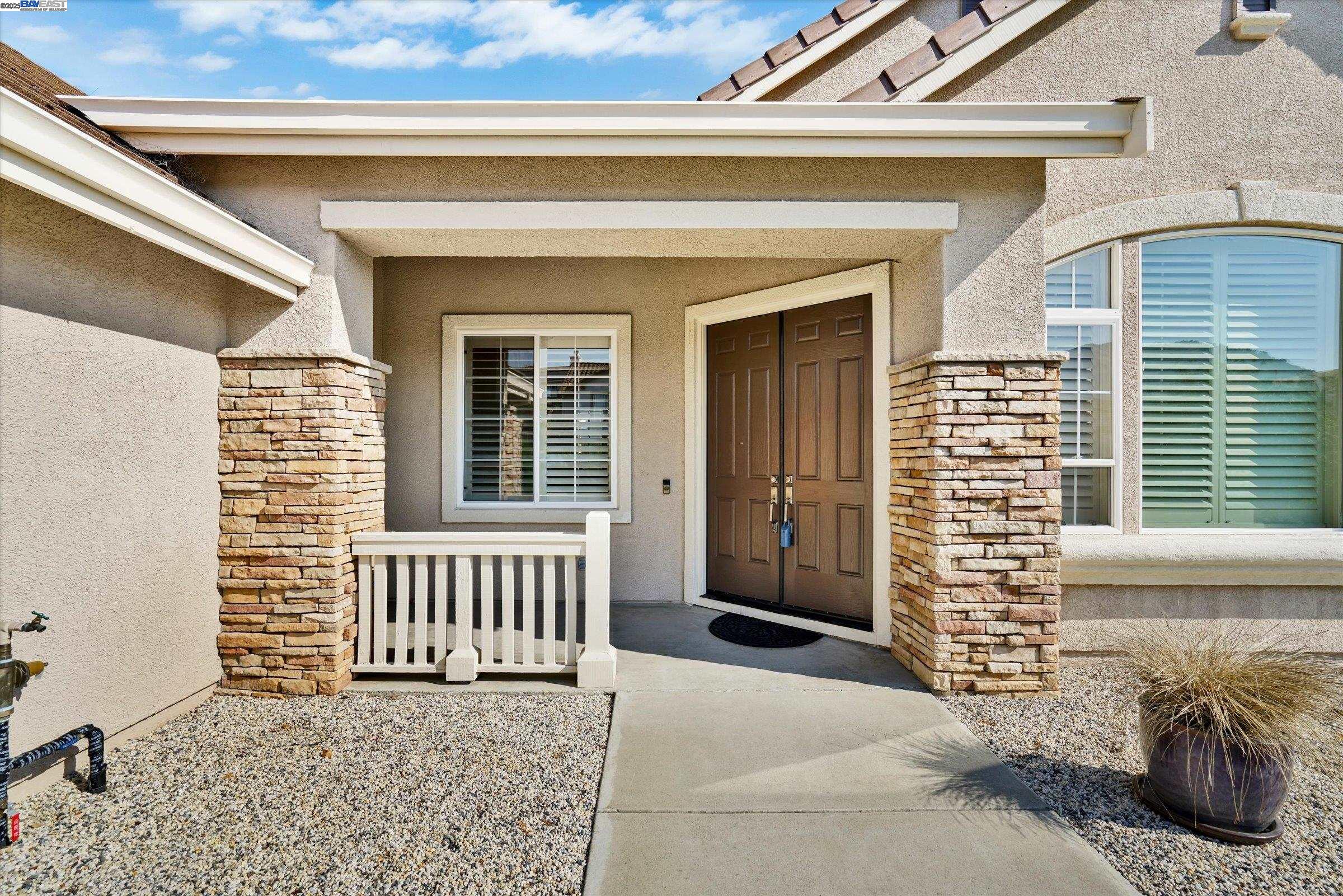 947 Autumn Oak Circle