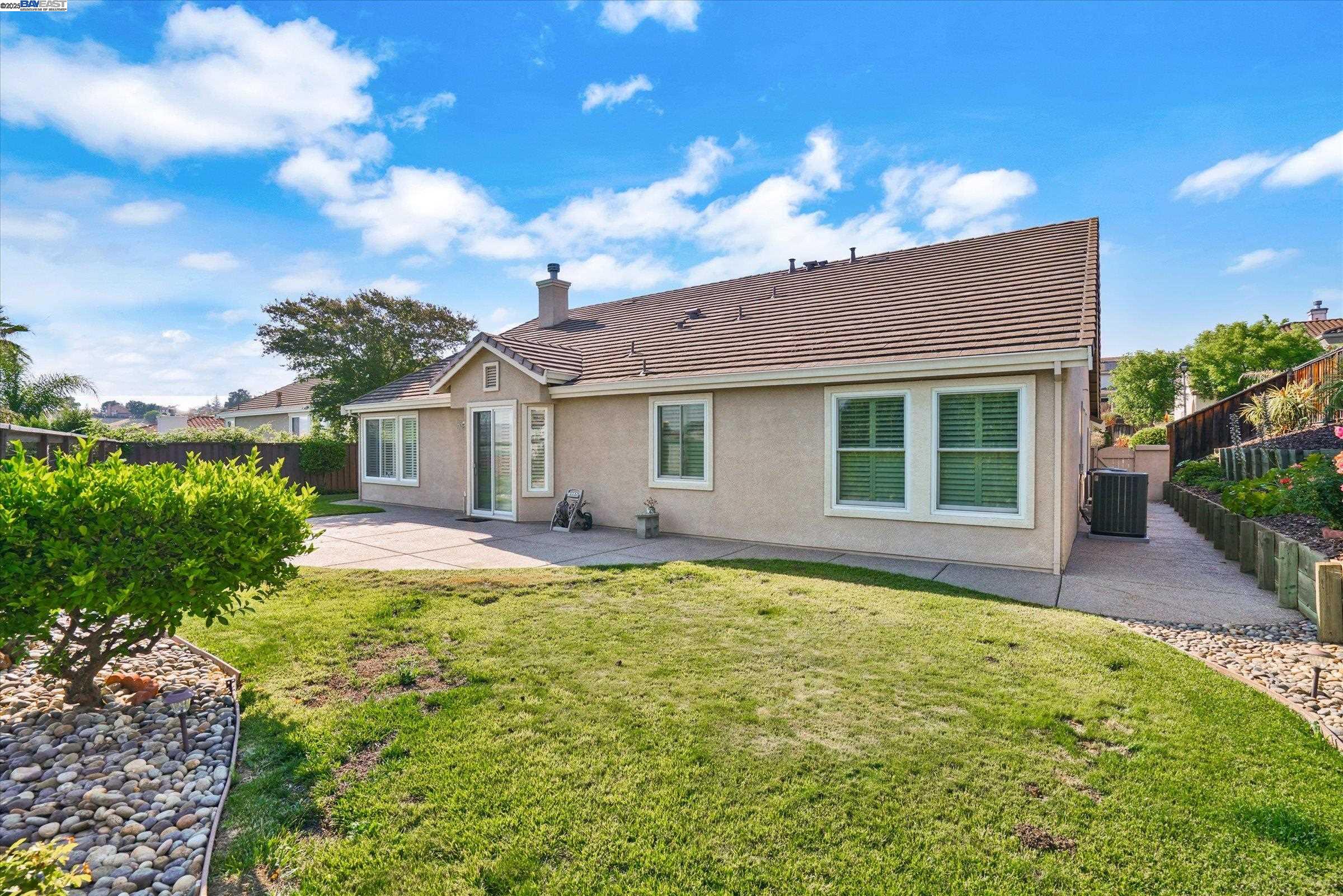 947 Autumn Oak Circle