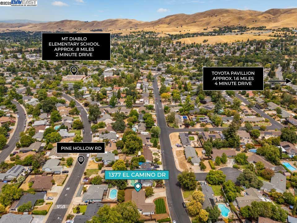 1377 El Camino Dr