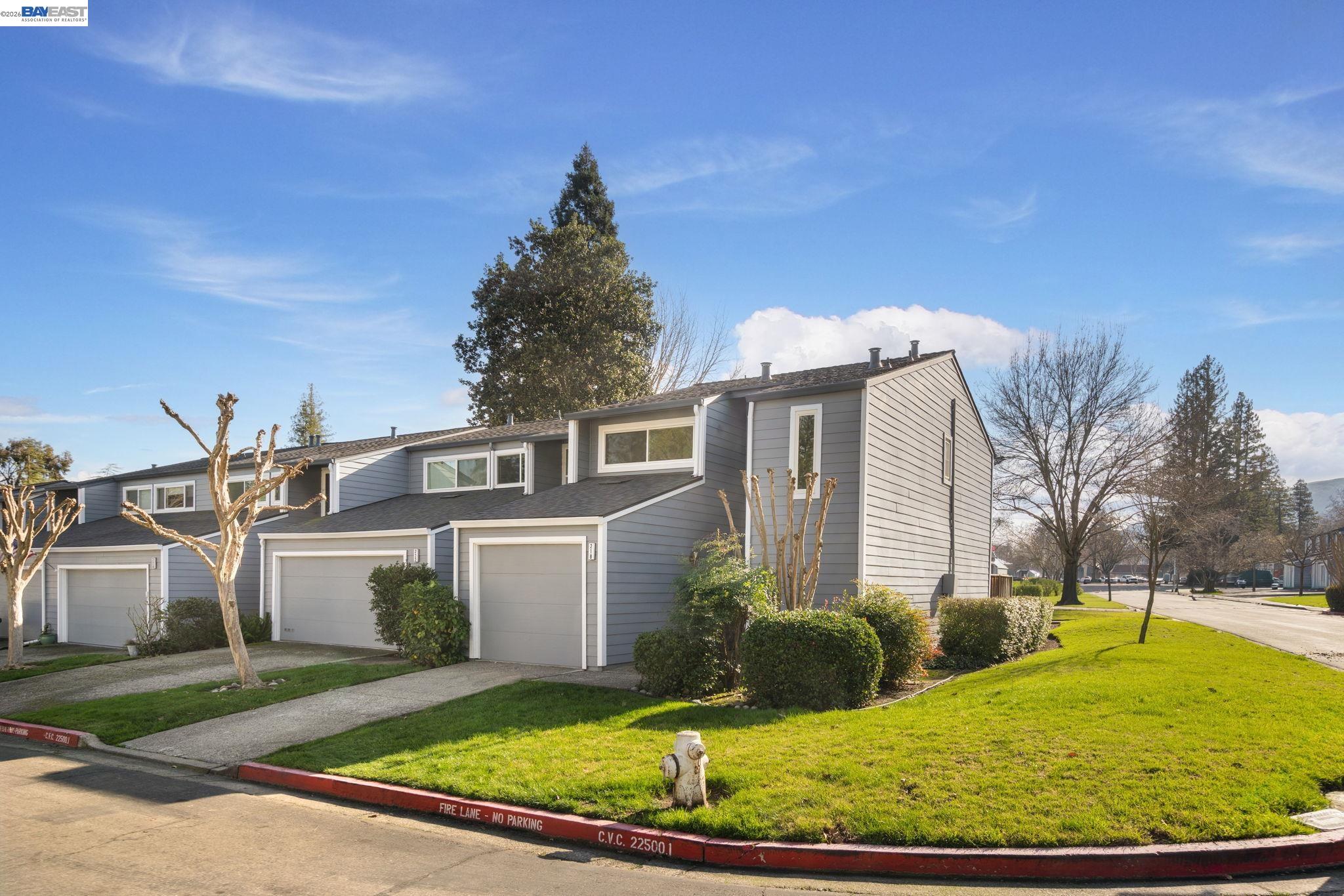 218 Ashley Cir