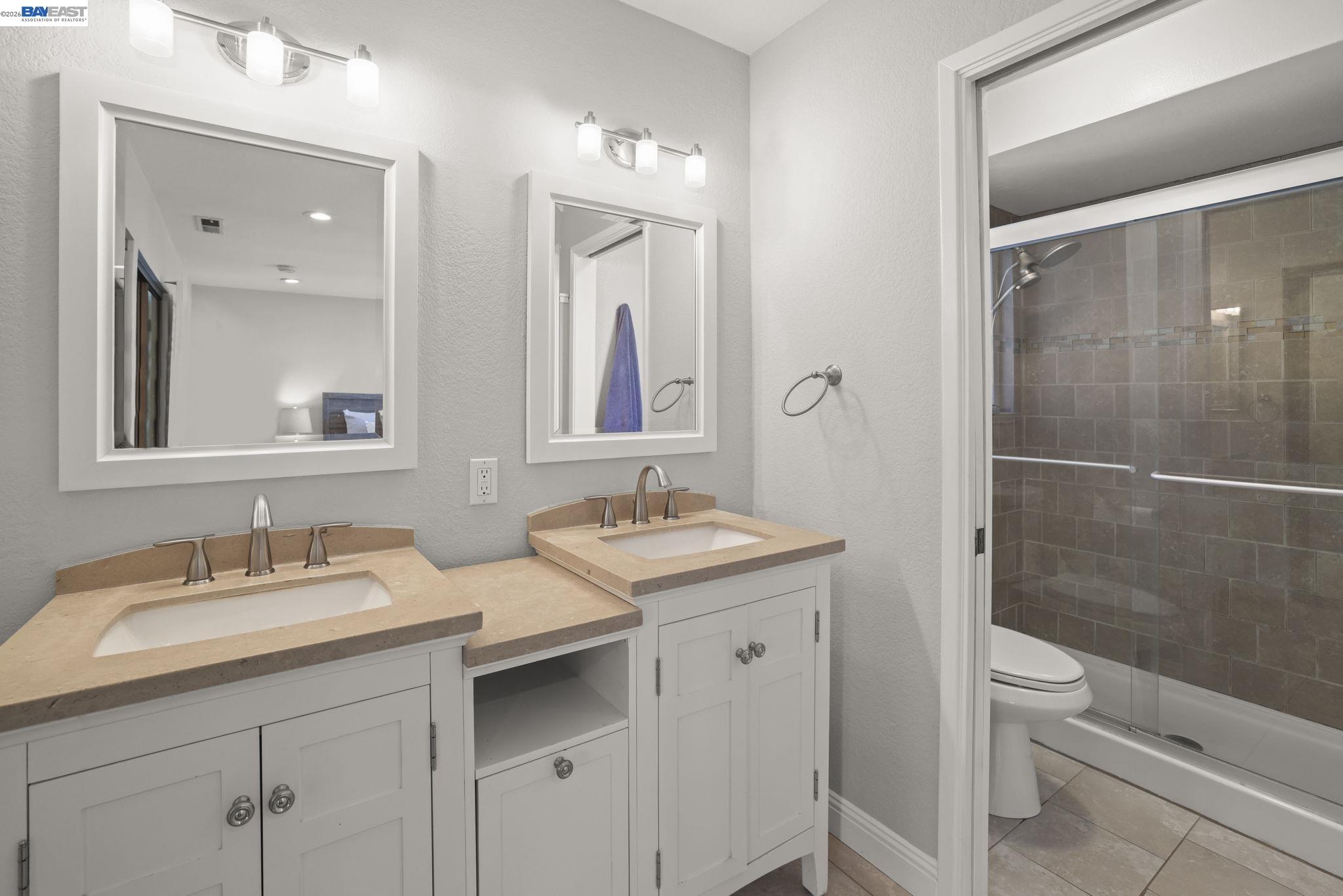 7584 Silvertree Ln # 13