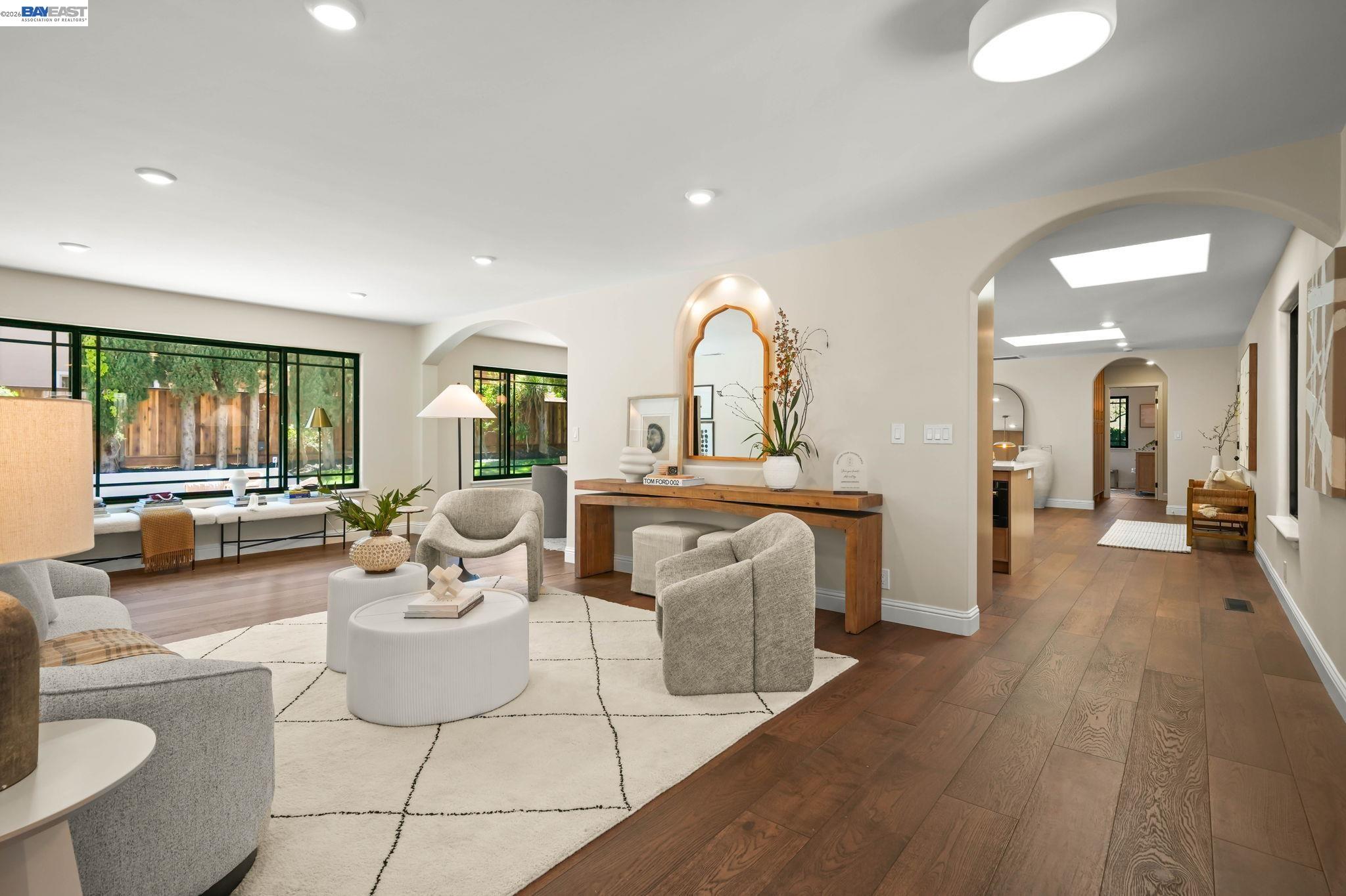 2883 Bowling Green Dr
