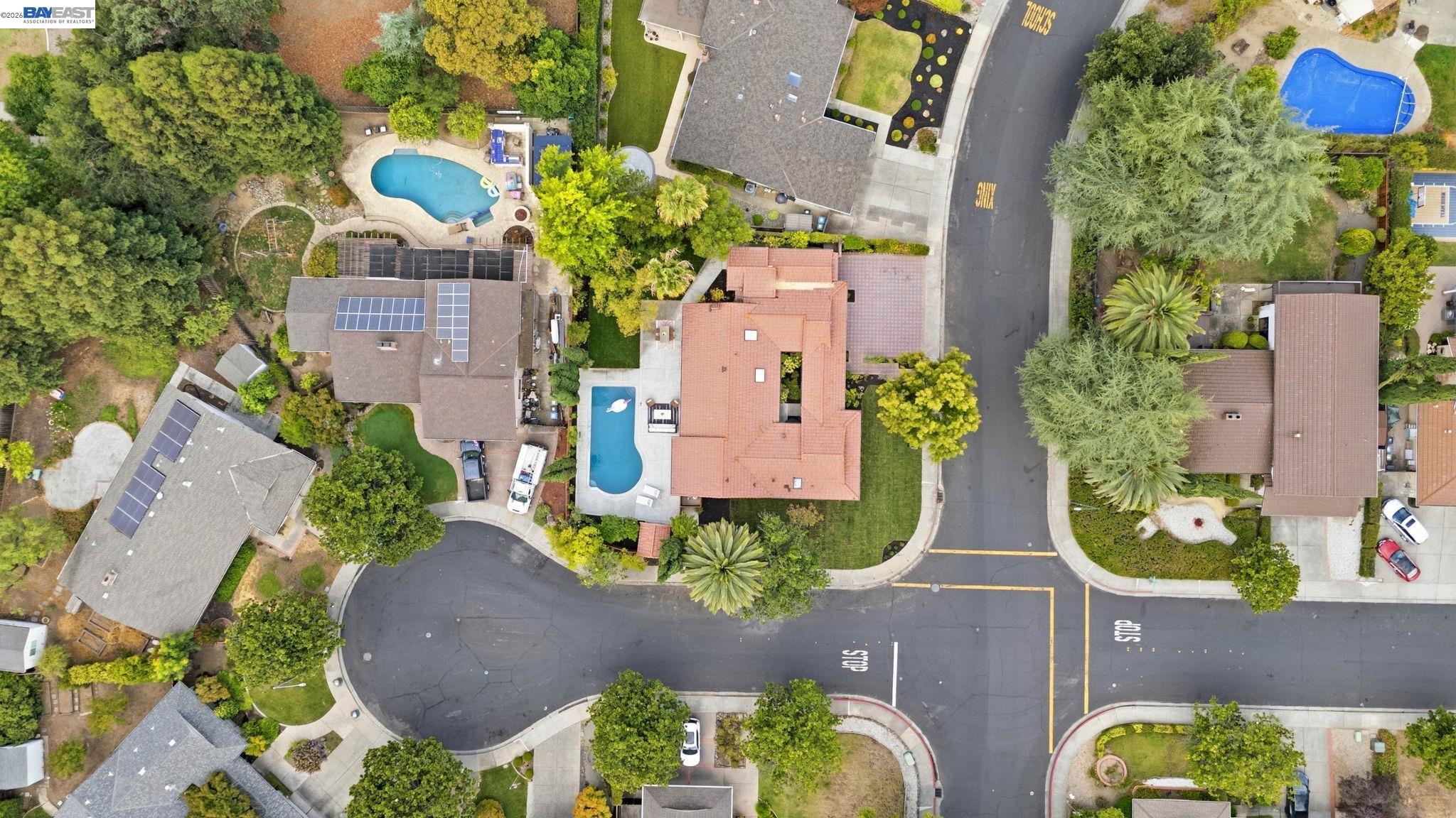 2883 Bowling Green Dr