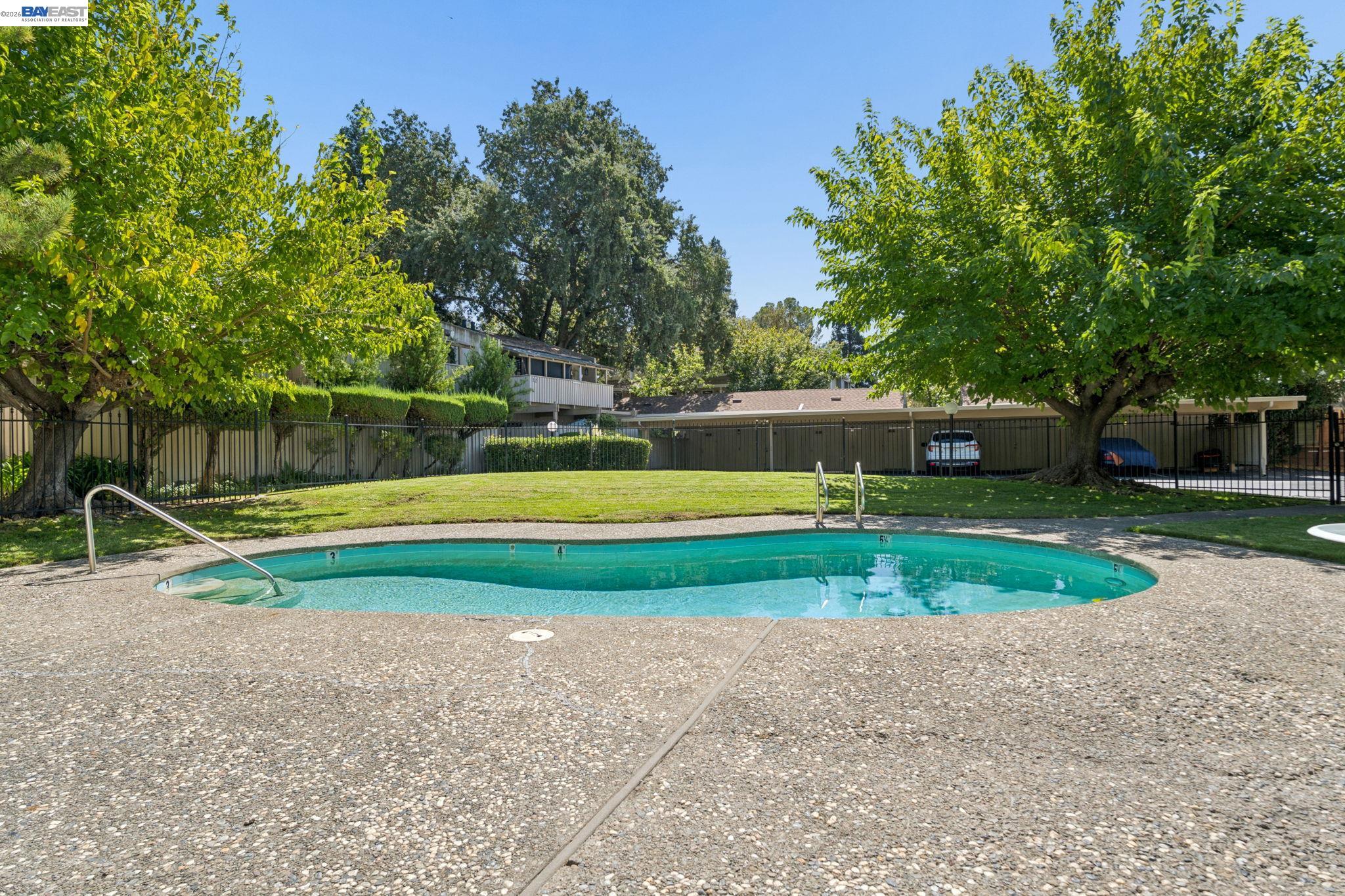 2650 Jones Rd # 7