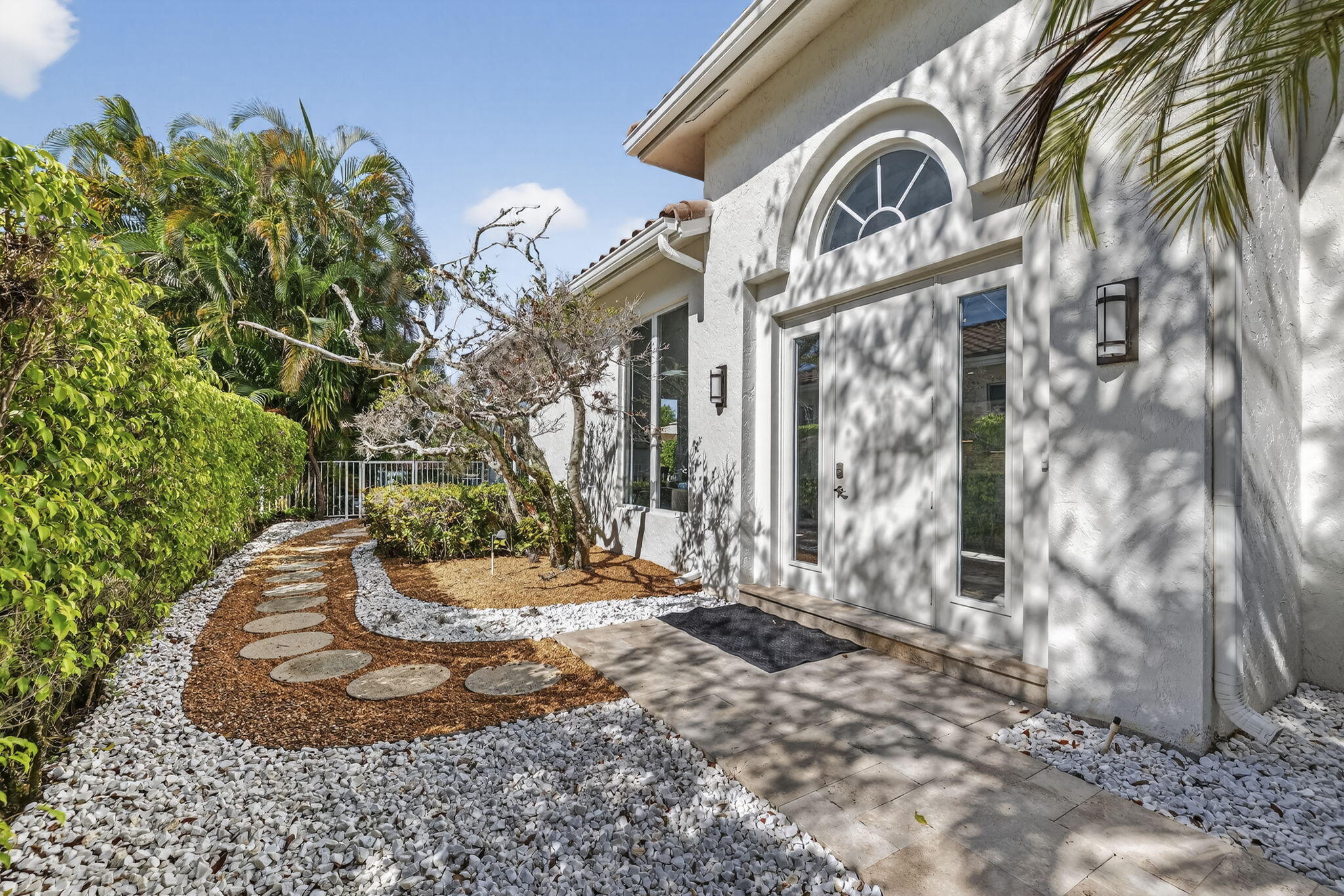 5723 NW 24th Terrace