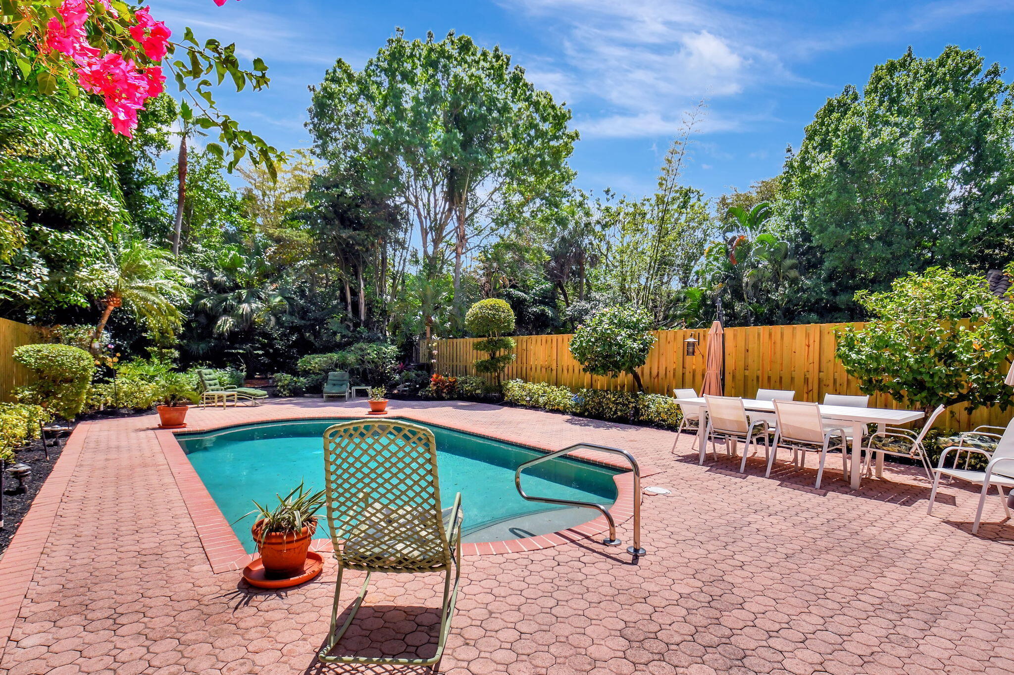2462 NW 66th Drive