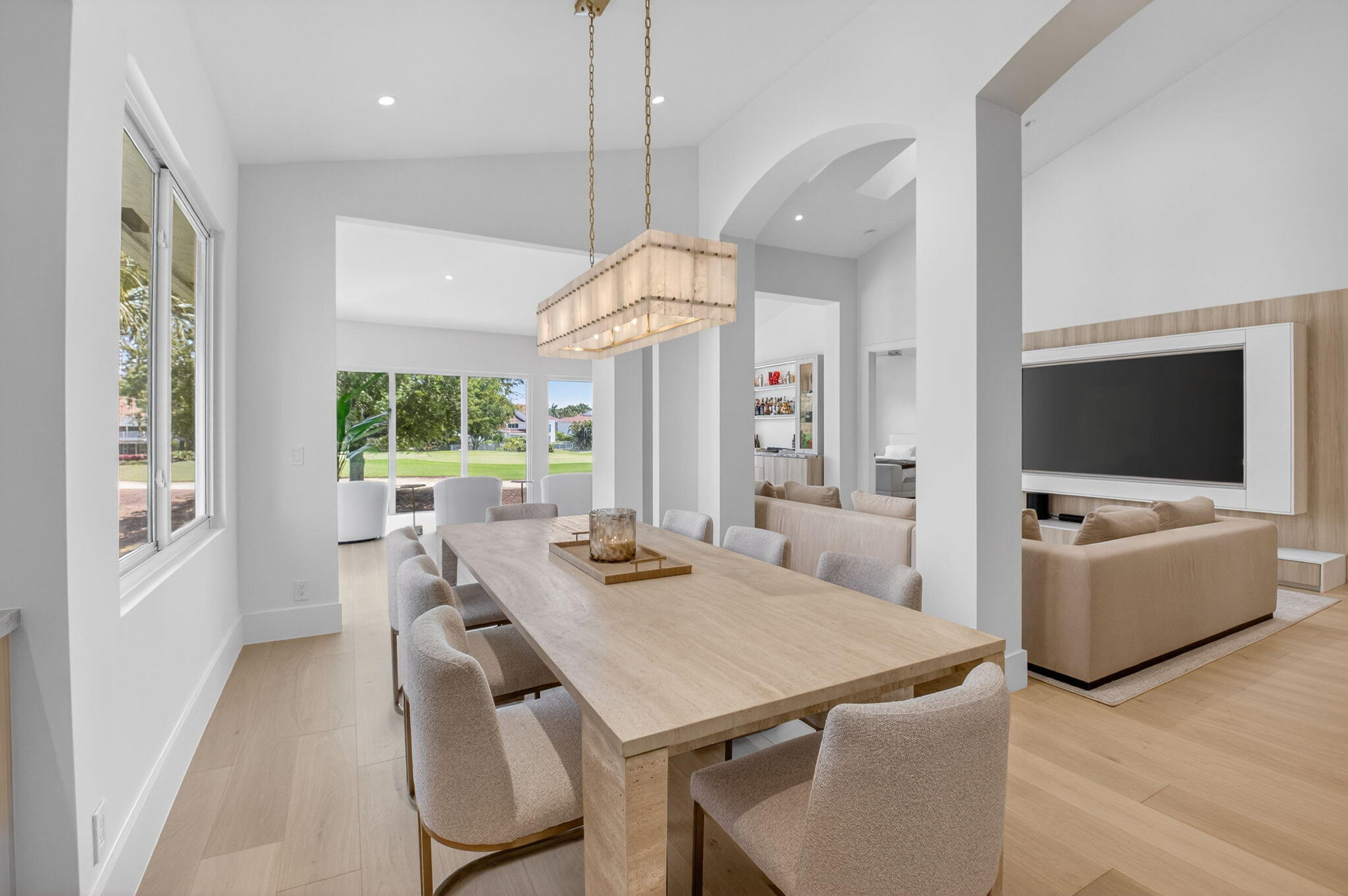 5846 NW 24th Avenue 202