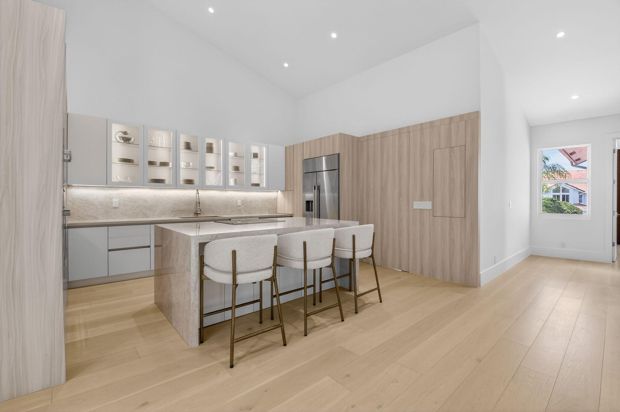 5846 NW 24th Avenue 202