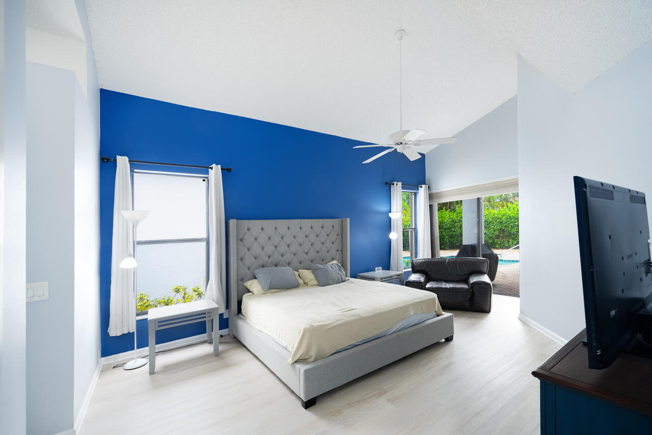 2412 NW 63rd Street