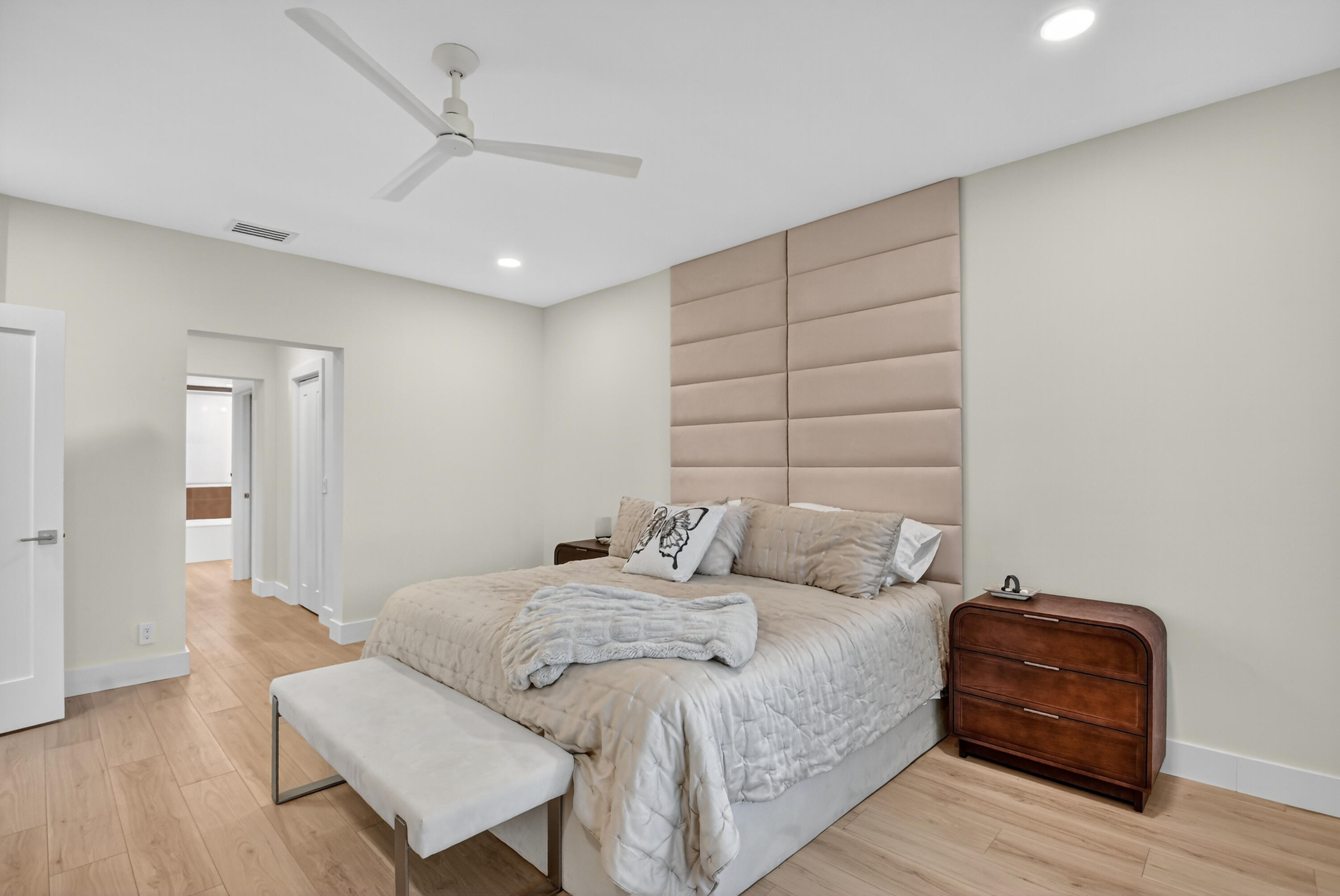 2237 NW 53rd Street