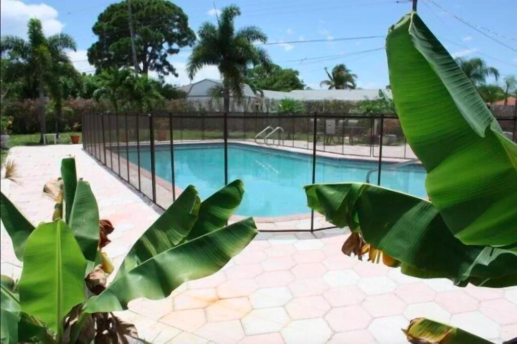 272 NW 45th Street