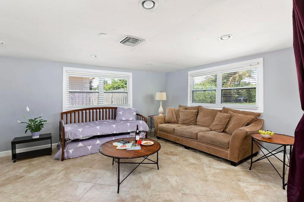 272 NW 45th Street