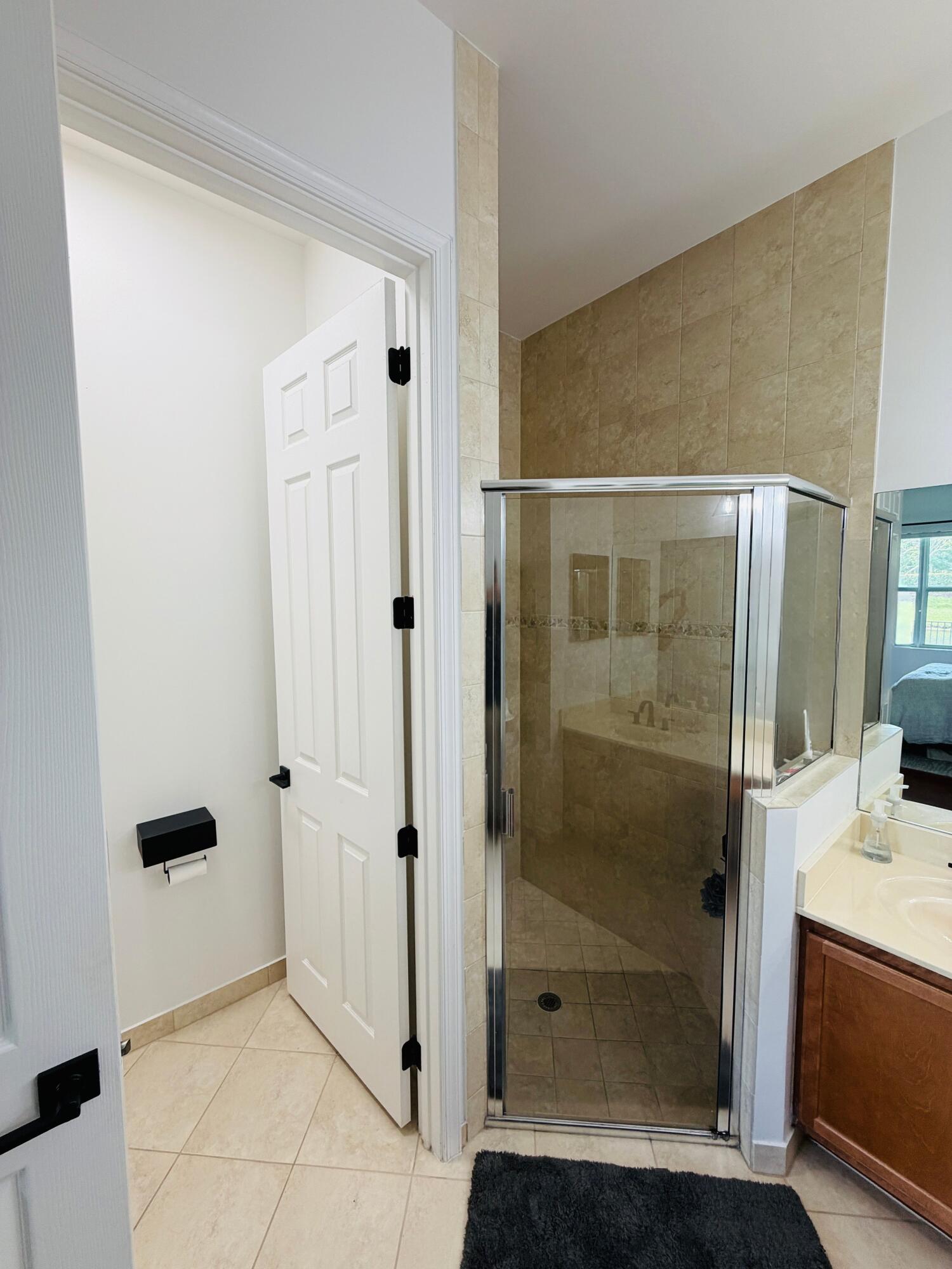 8469 Calabria Lakes Drive
