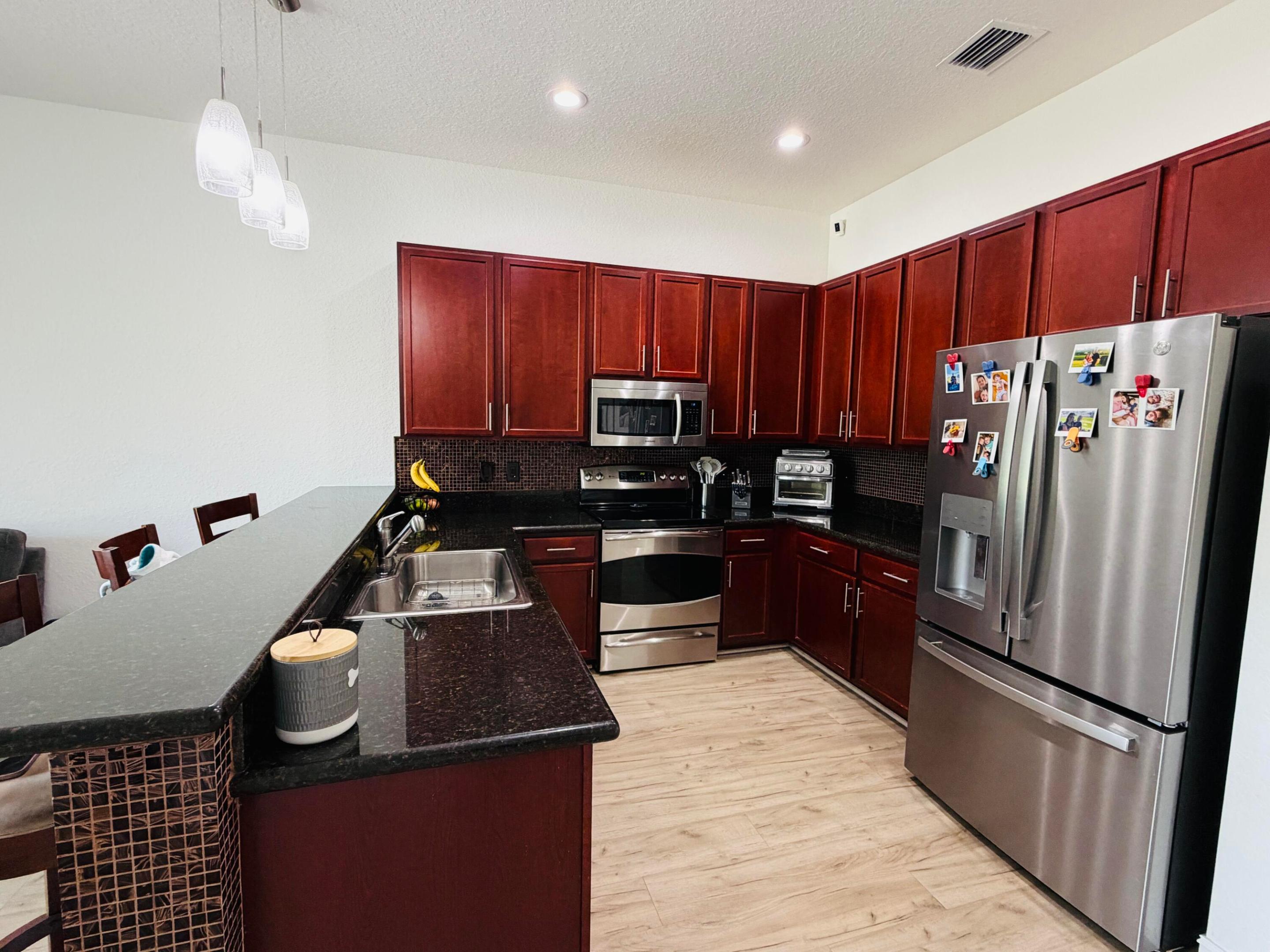 8469 Calabria Lakes Drive
