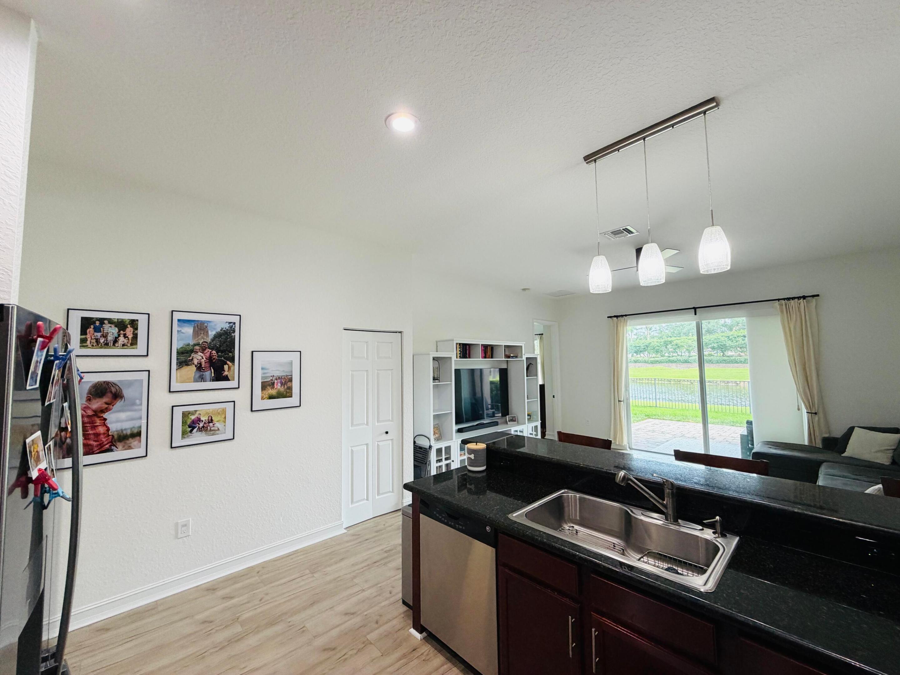 8469 Calabria Lakes Drive