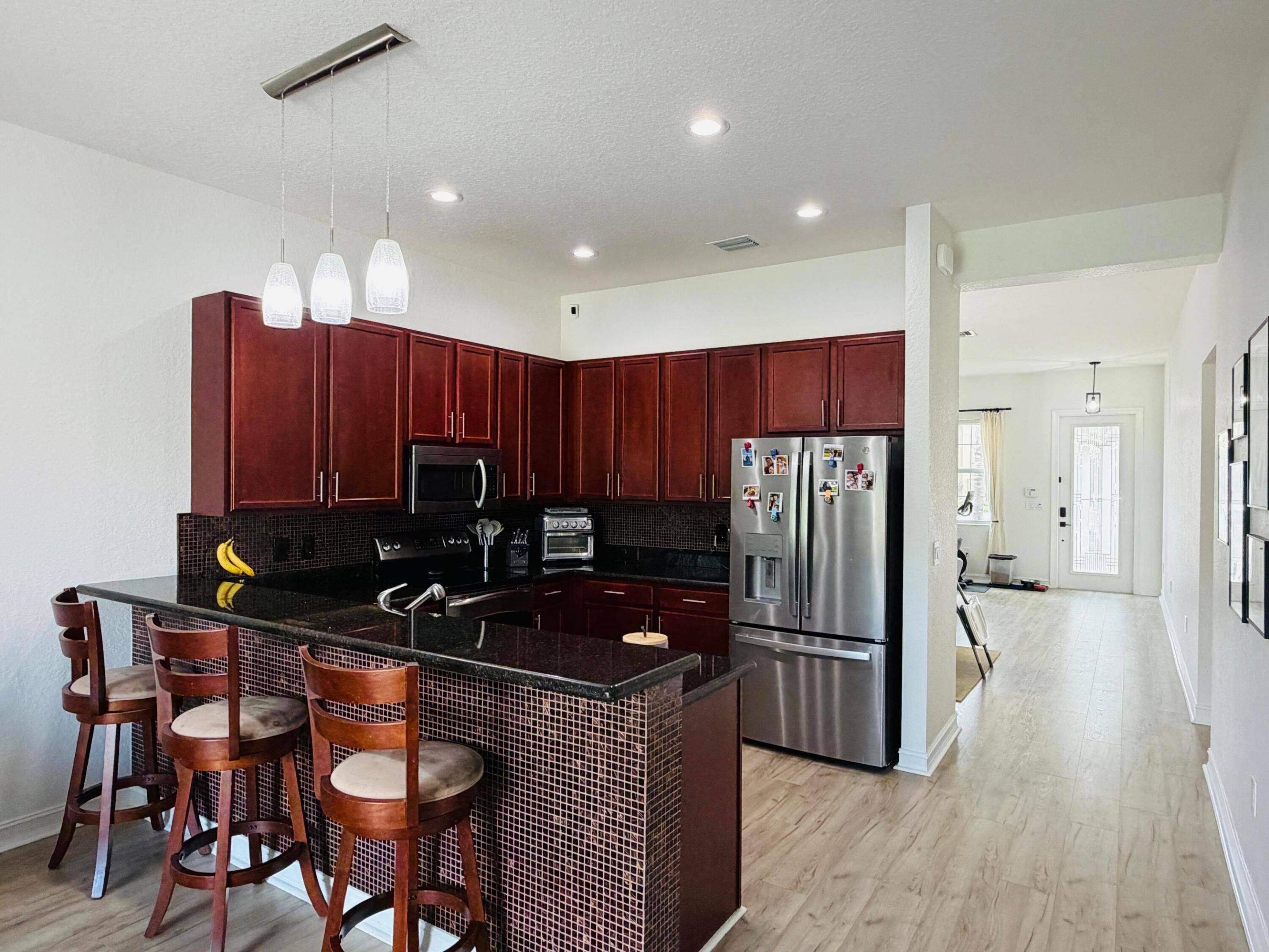 8469 Calabria Lakes Drive