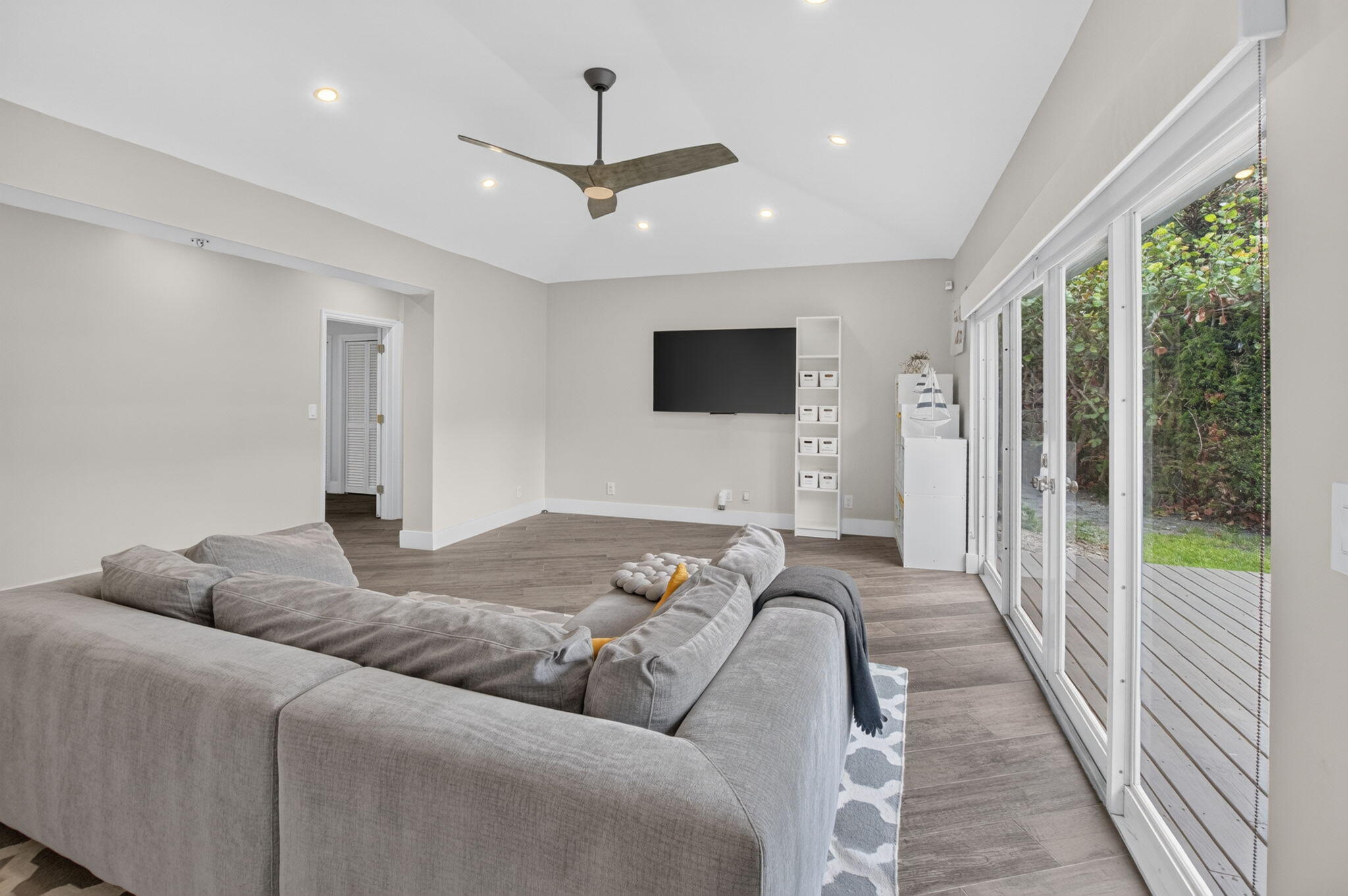 2006 NW 3rd Avenue