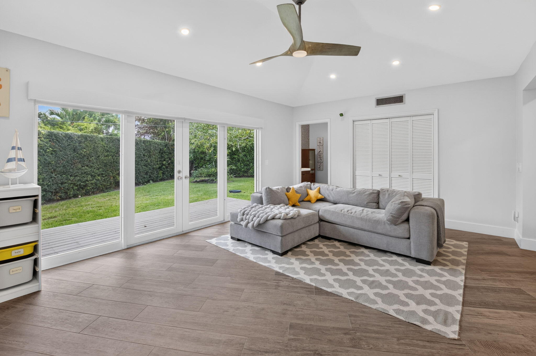 2006 NW 3rd Avenue