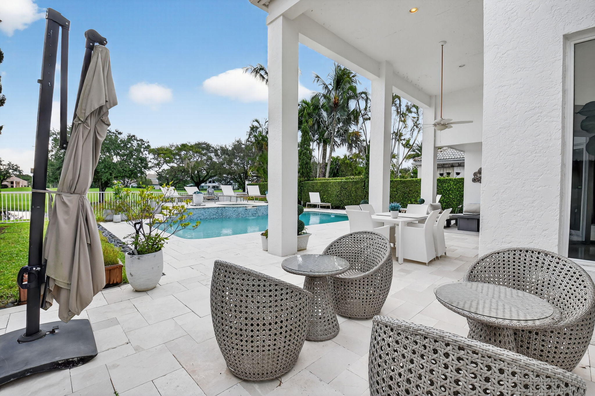 2563 NW 63rd Street