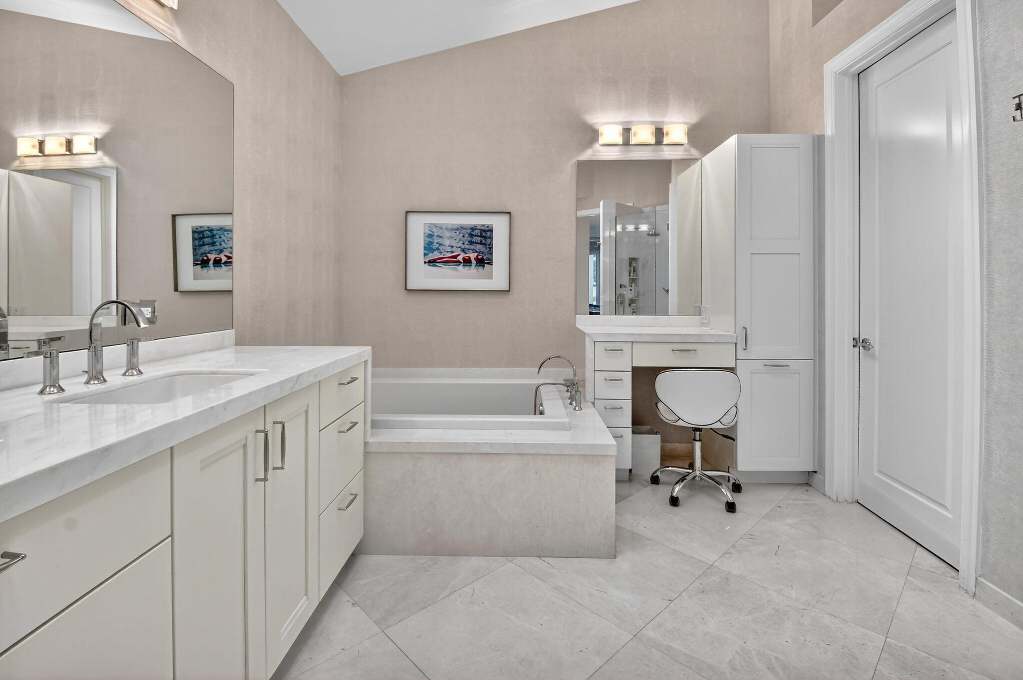 2563 NW 63rd Street