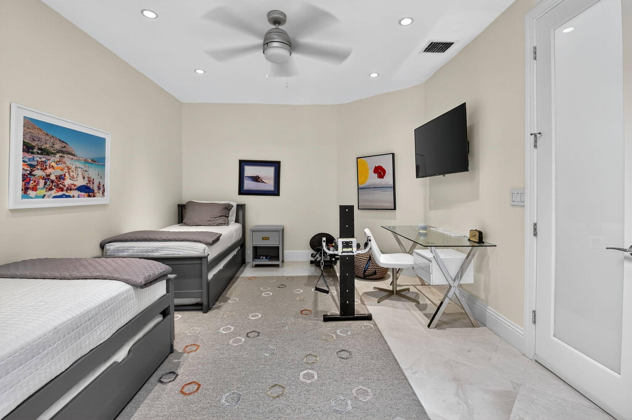 2563 NW 63rd Street