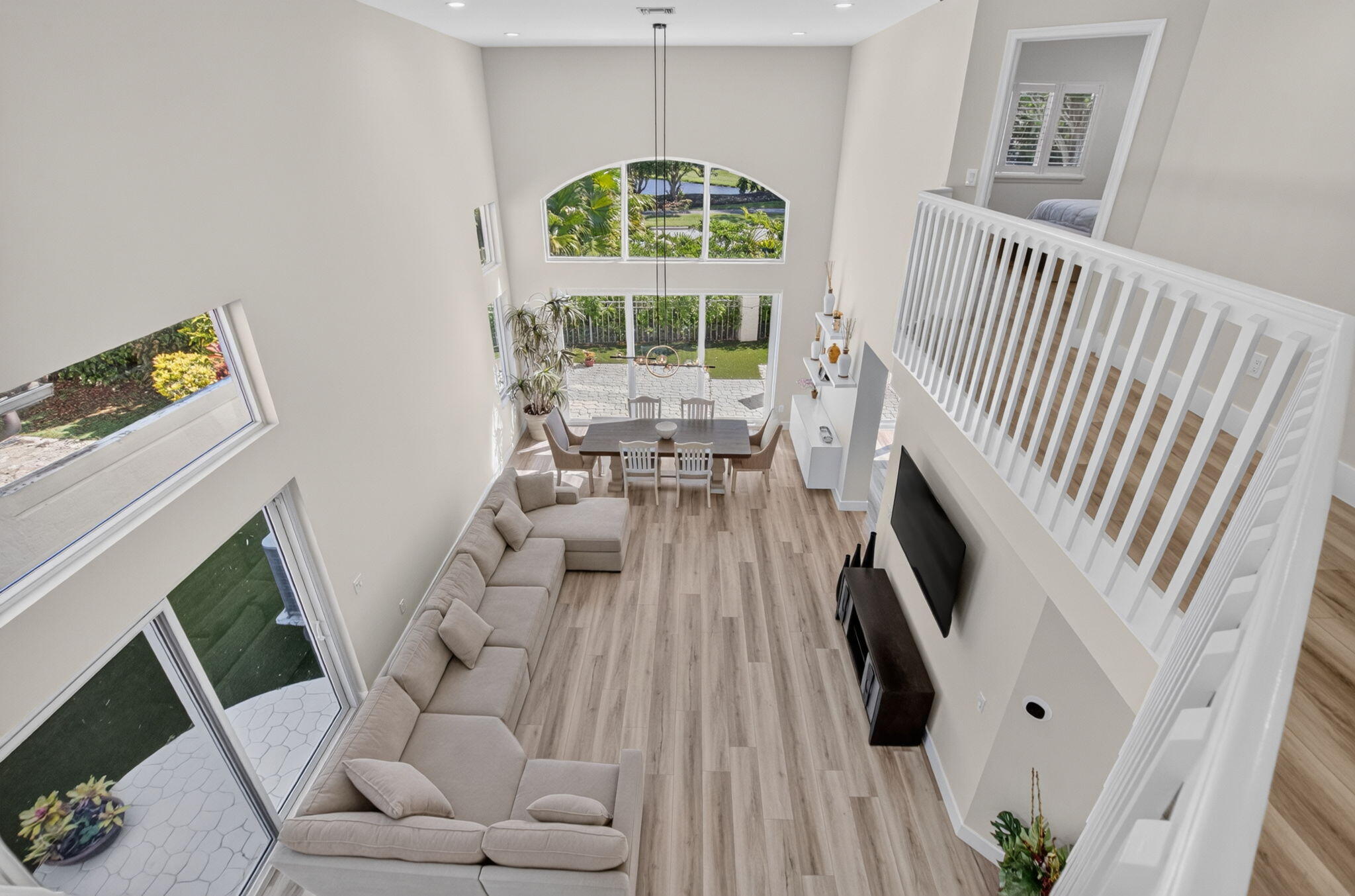 5338 NW 26th Circle